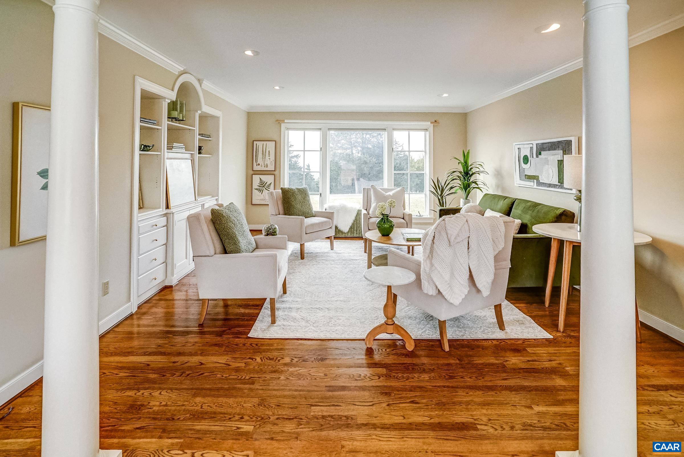 275 JEFFERS DR