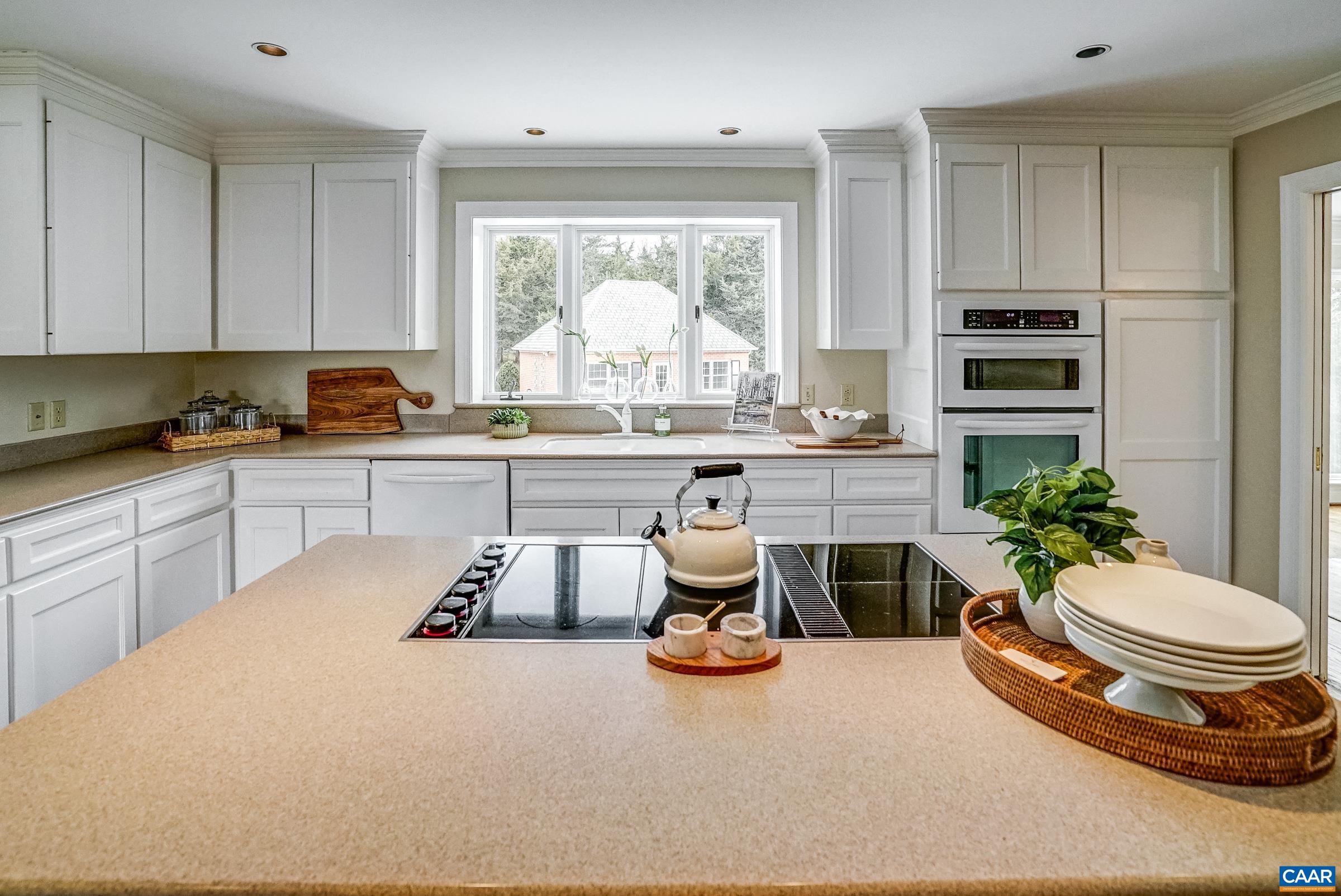 275 JEFFERS DR