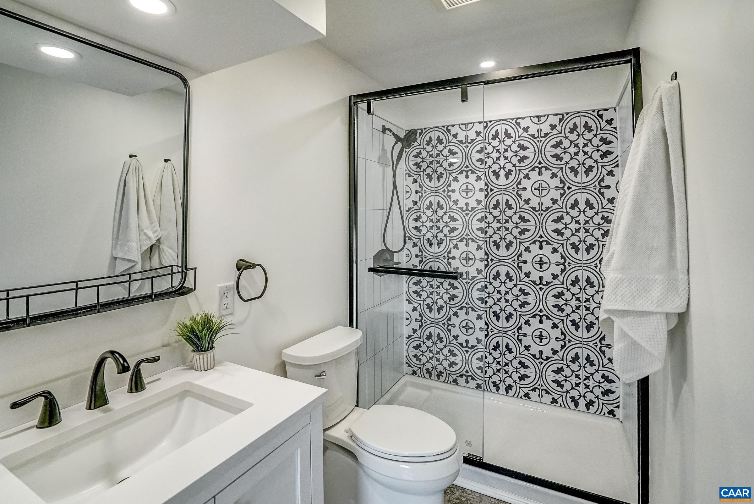 2675 COURTENAY GLEN WAY