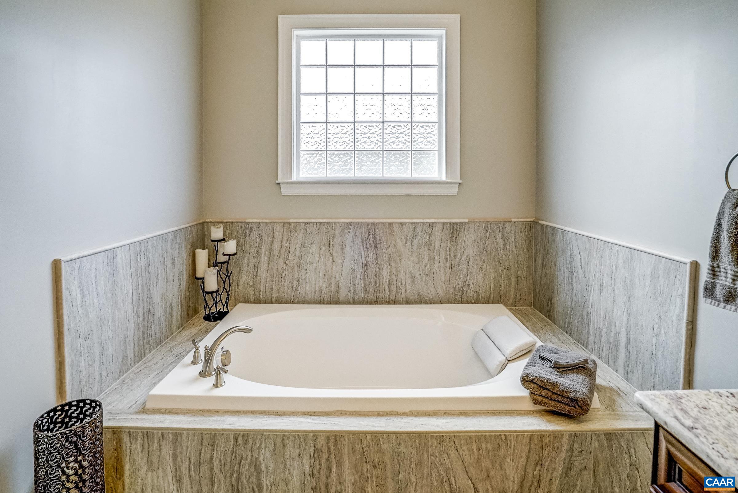 2675 COURTENAY GLEN WAY