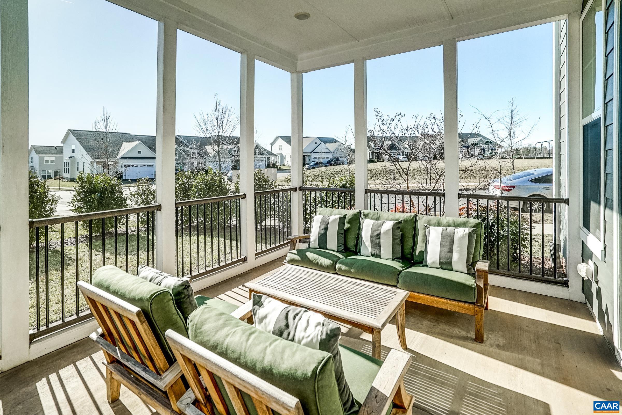 383 CLAIBOURNE RD