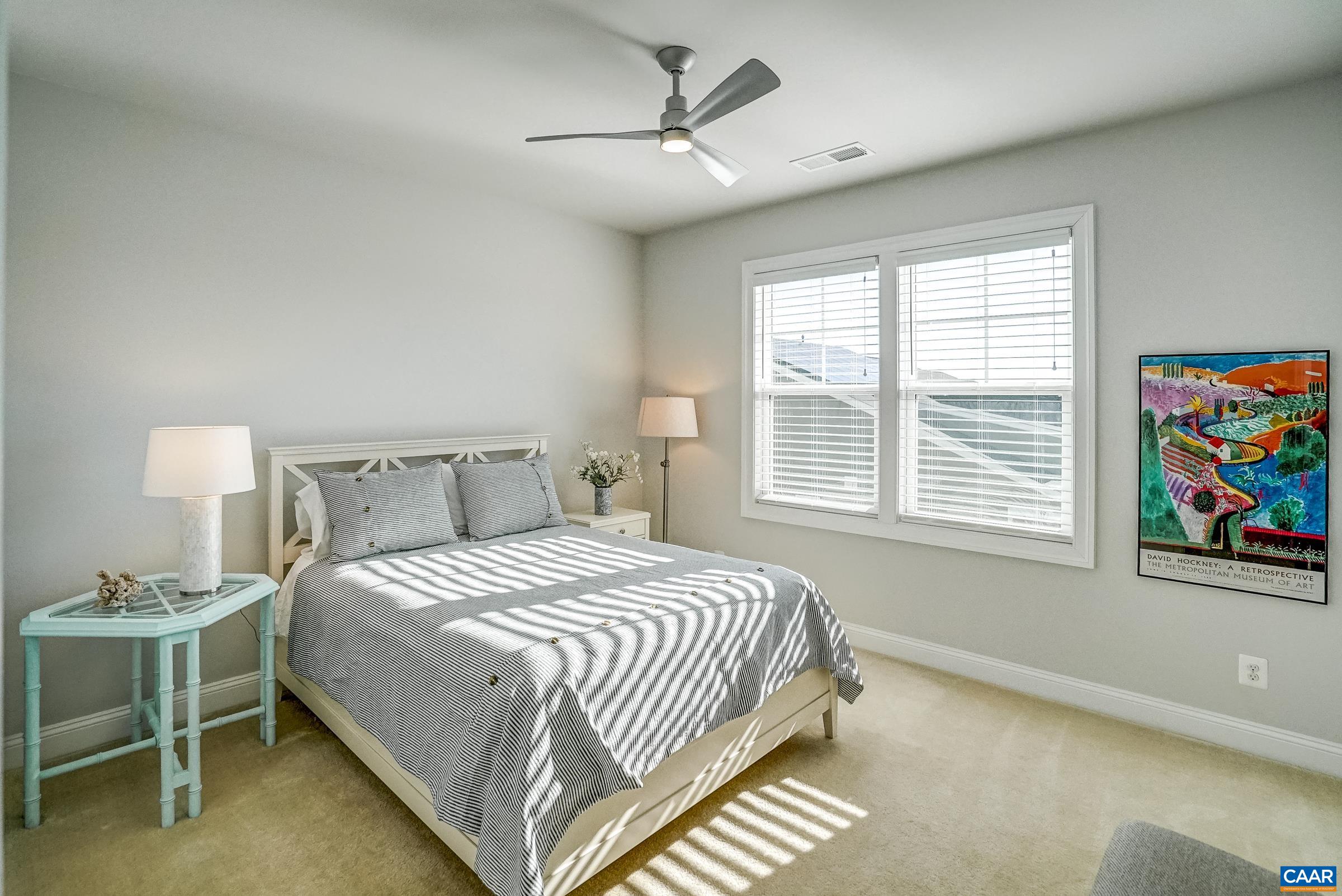 383 CLAIBOURNE RD