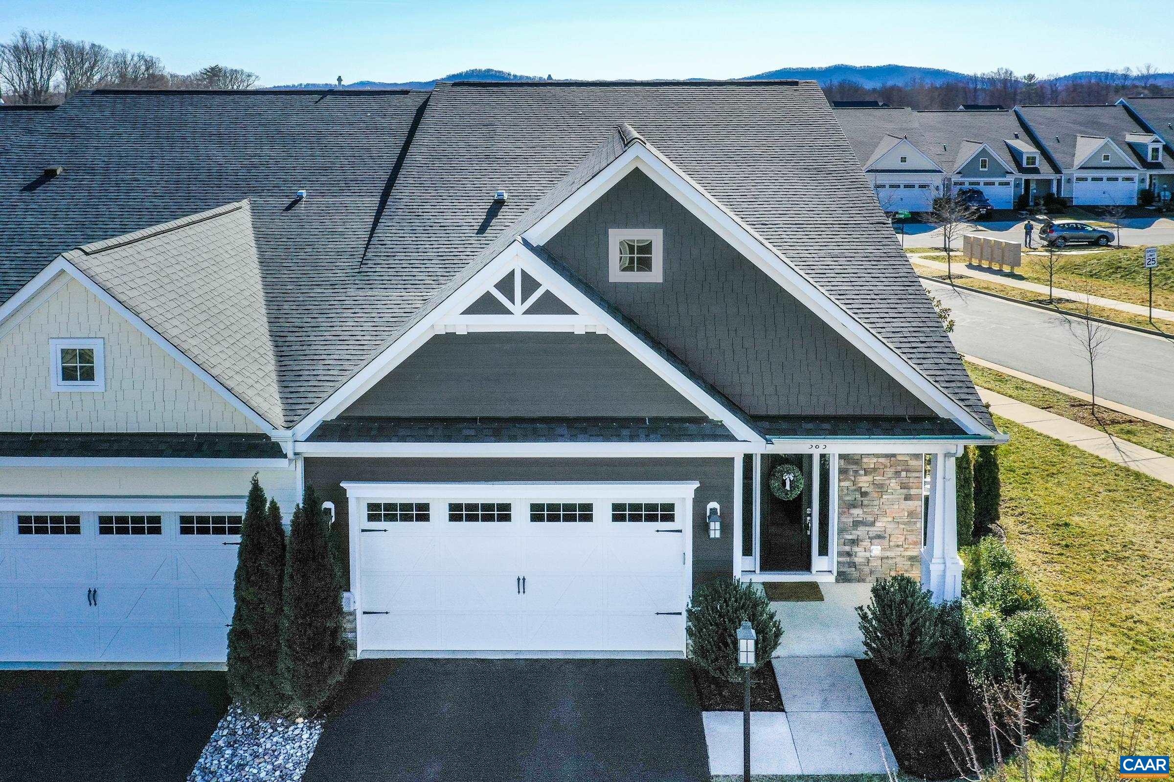 383 CLAIBOURNE RD