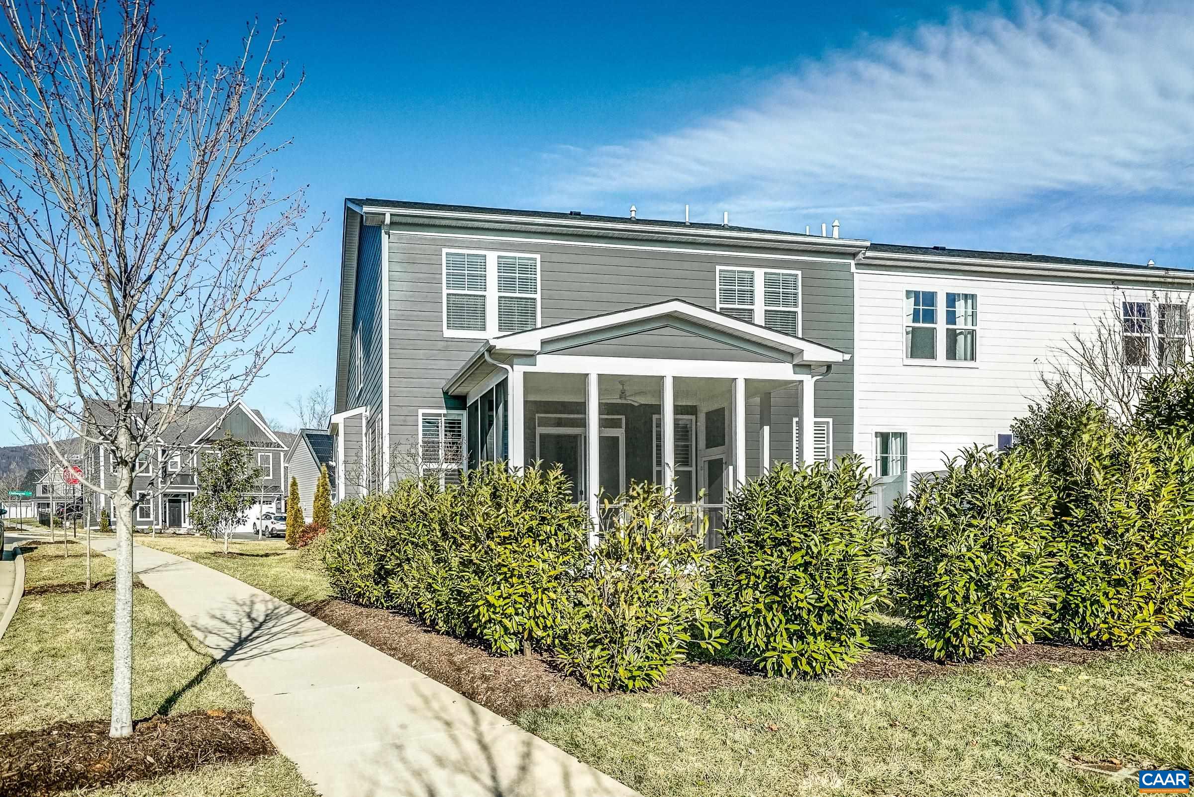 383 CLAIBOURNE RD