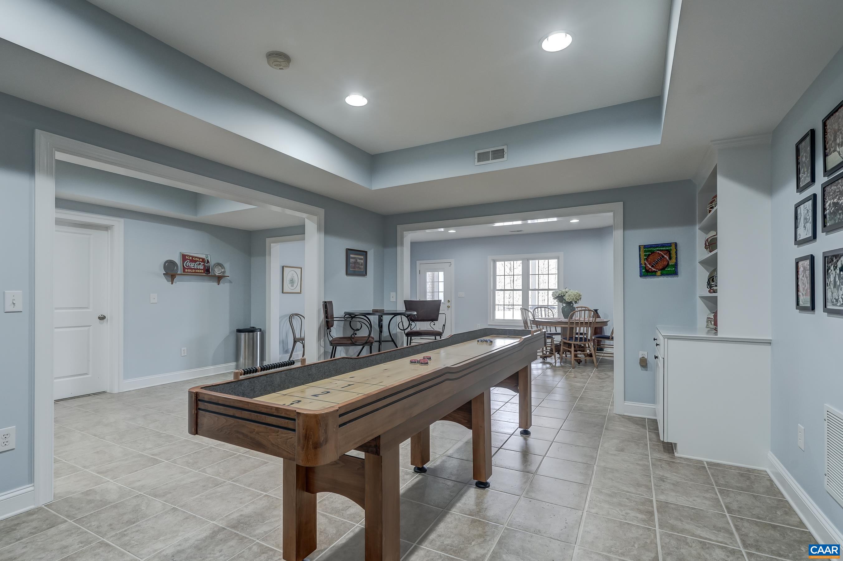 595 HALF MOON CT