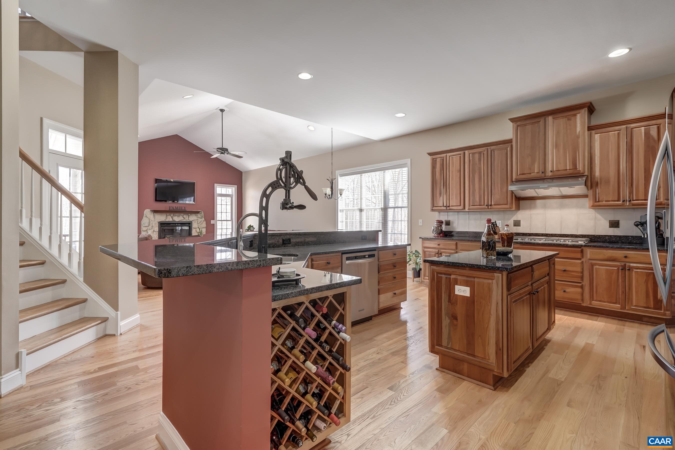 595 HALF MOON CT