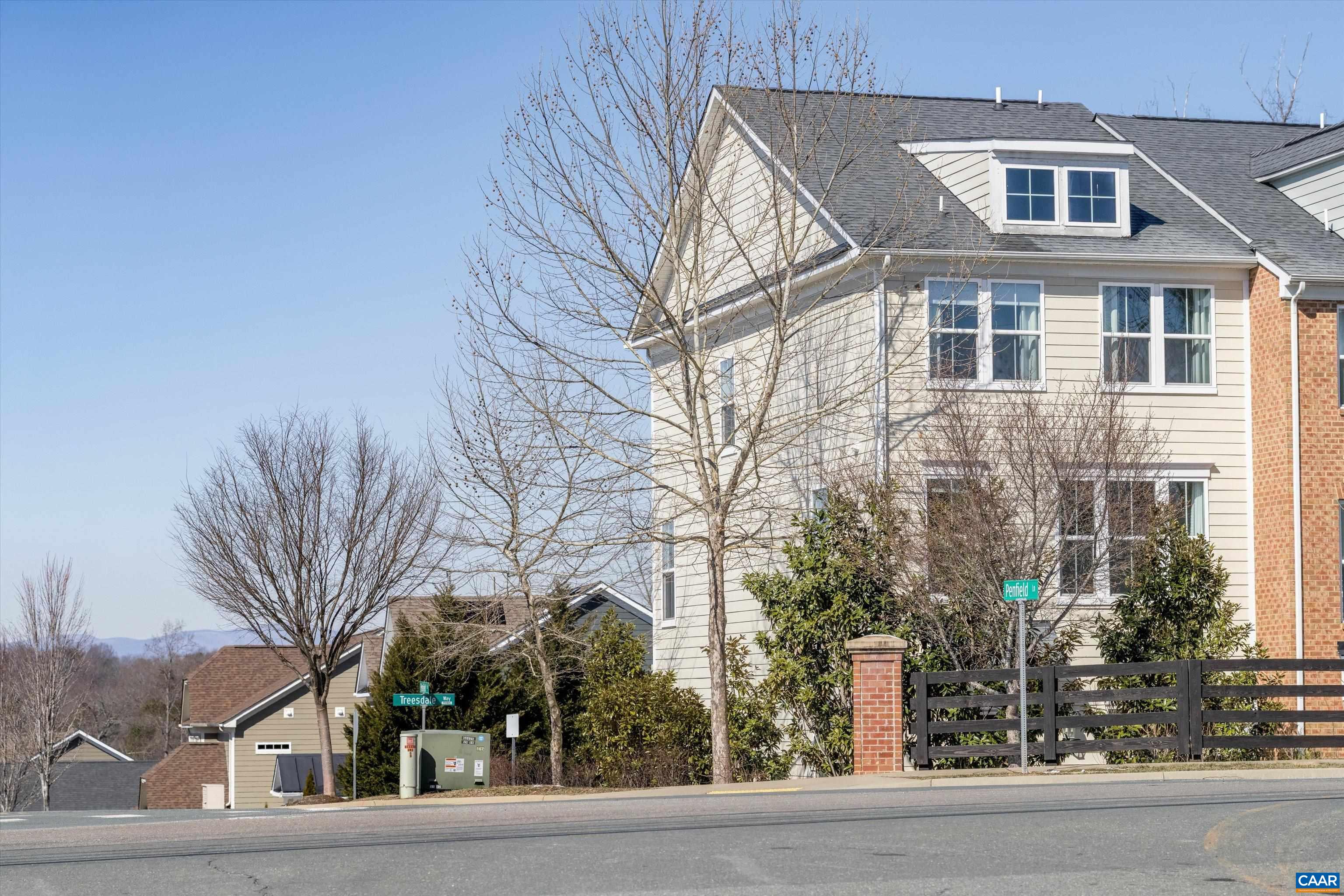 1745 TREESDALE WAY