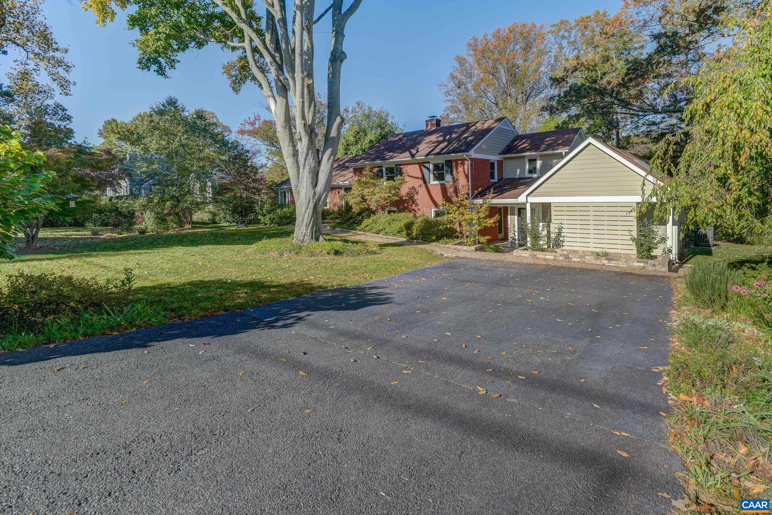 1617 SAINT ANNES RD