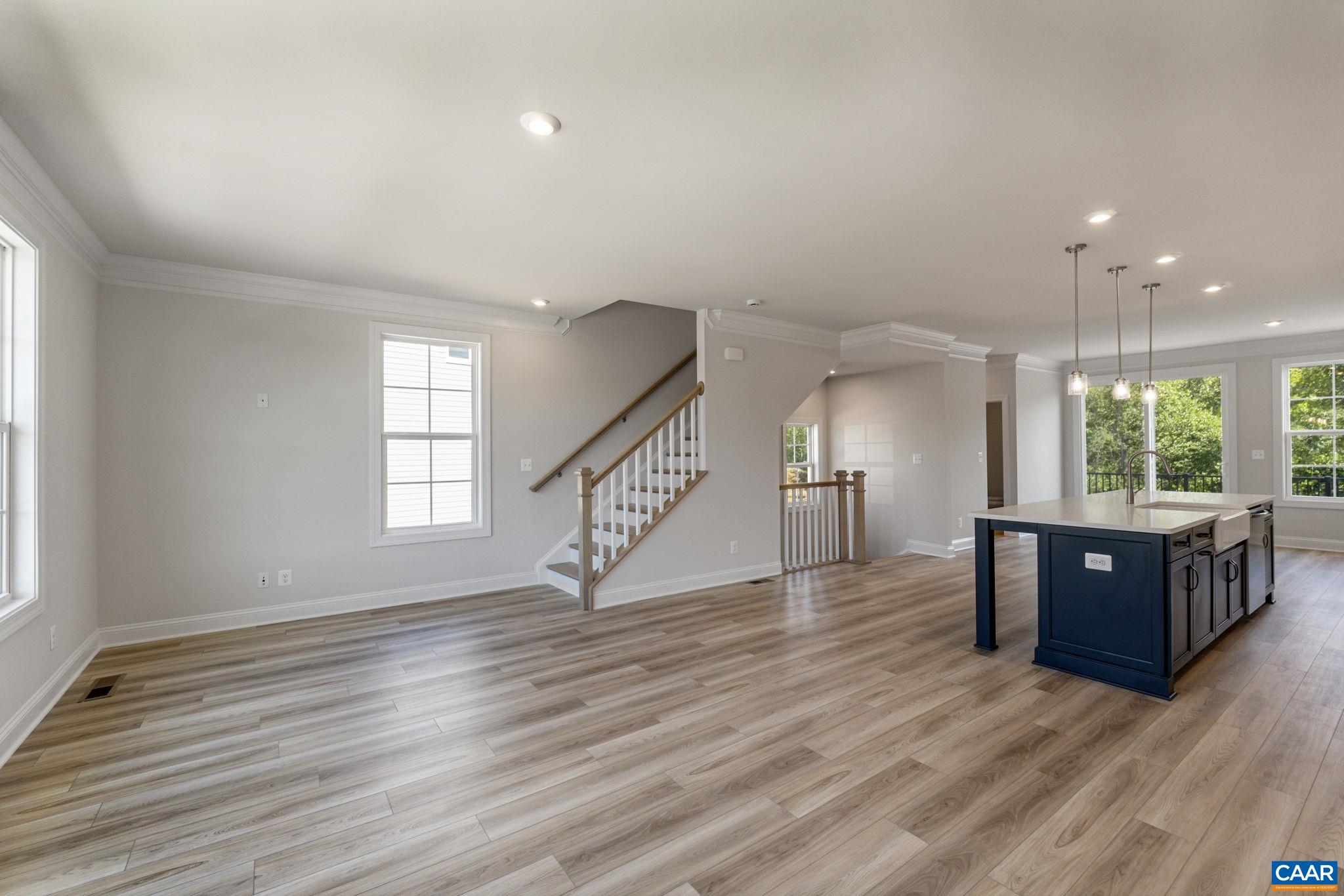 3054 FARROW CIR