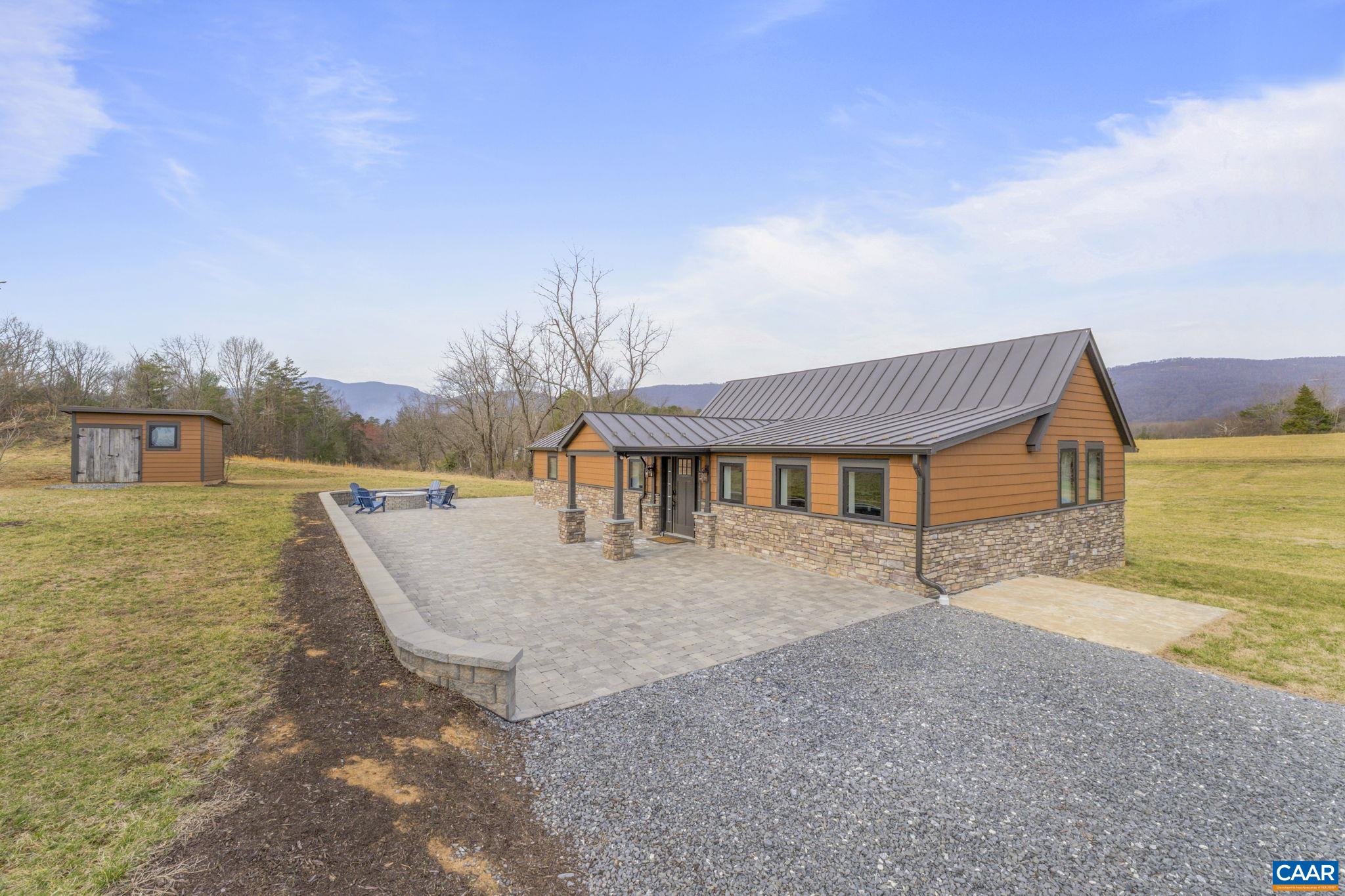459 MOUNTAIN RD