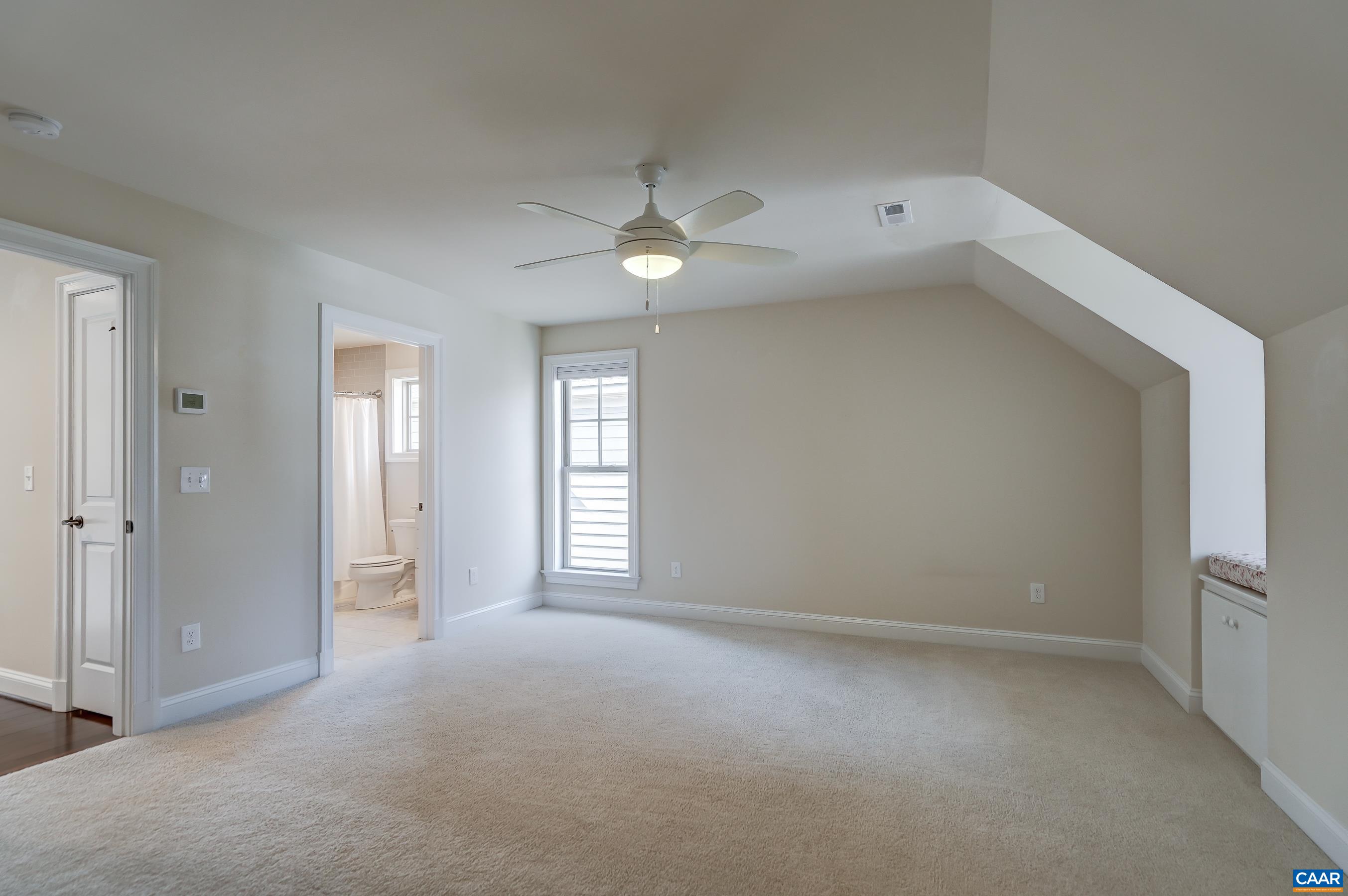 804 GOLF VIEW DR