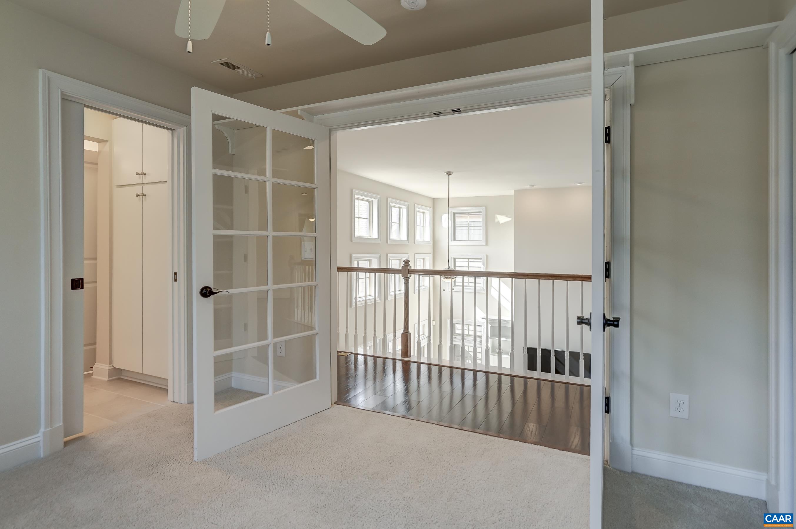 804 GOLF VIEW DR