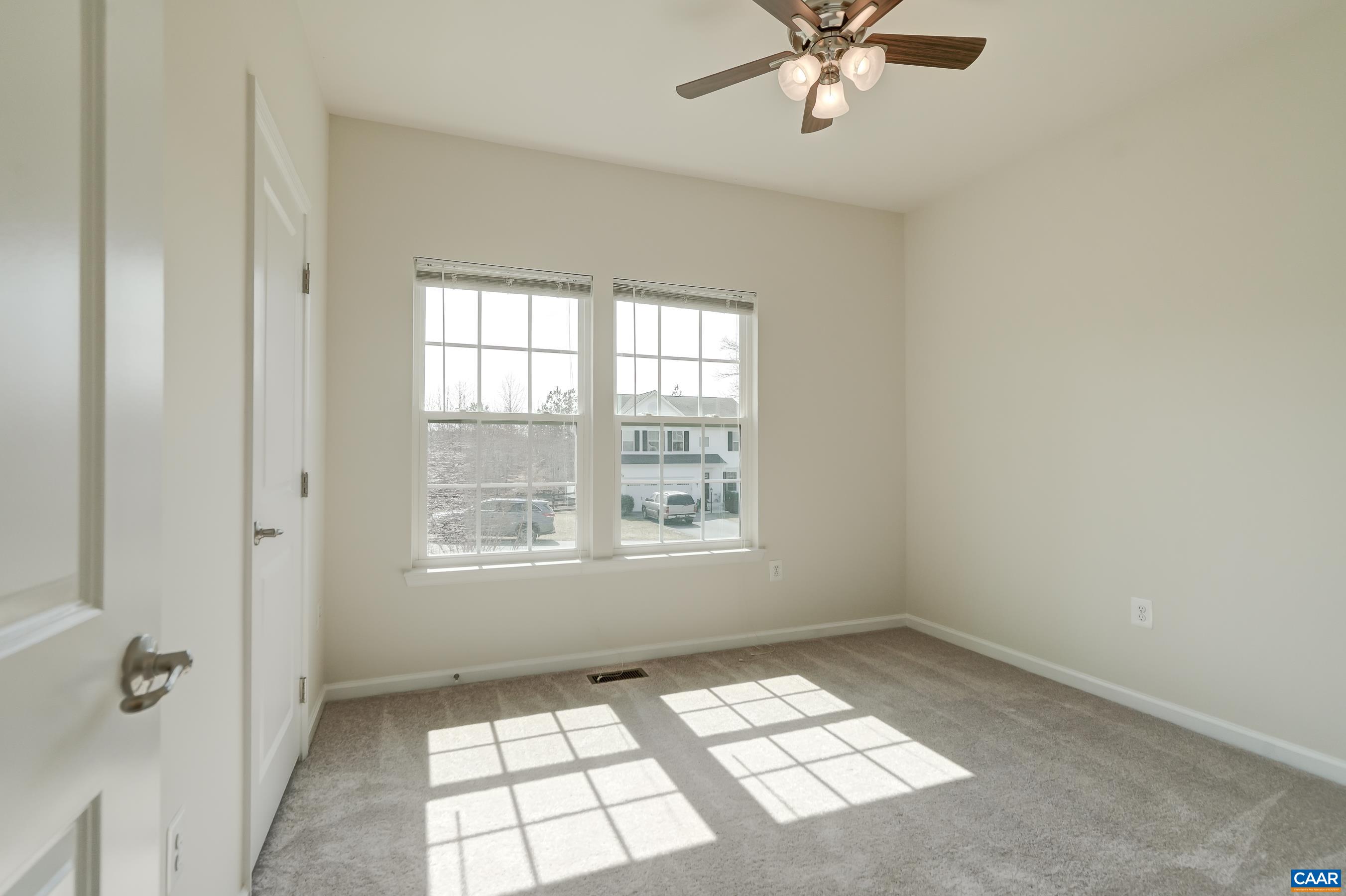 9 ROSALYN WAY