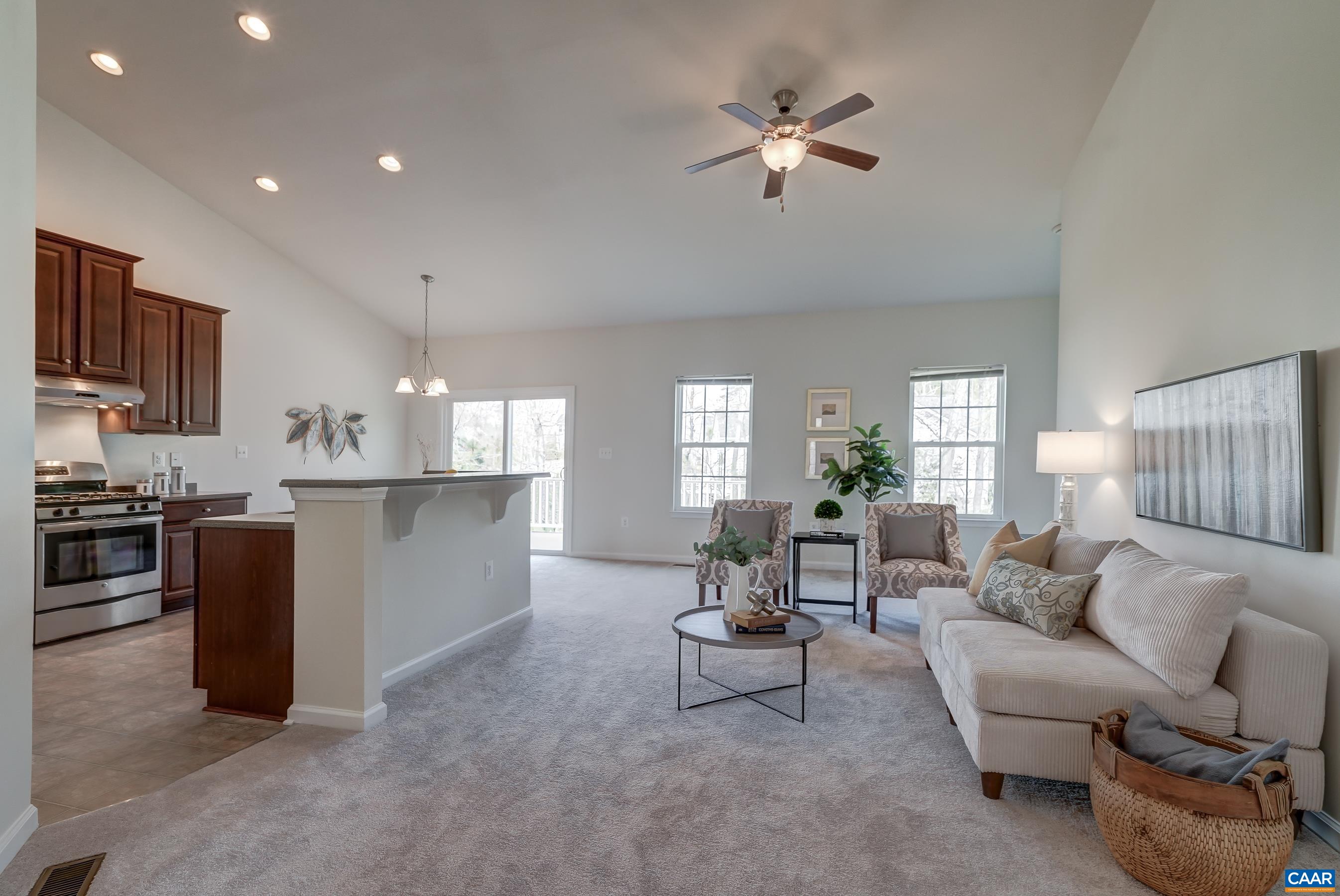 9 ROSALYN WAY