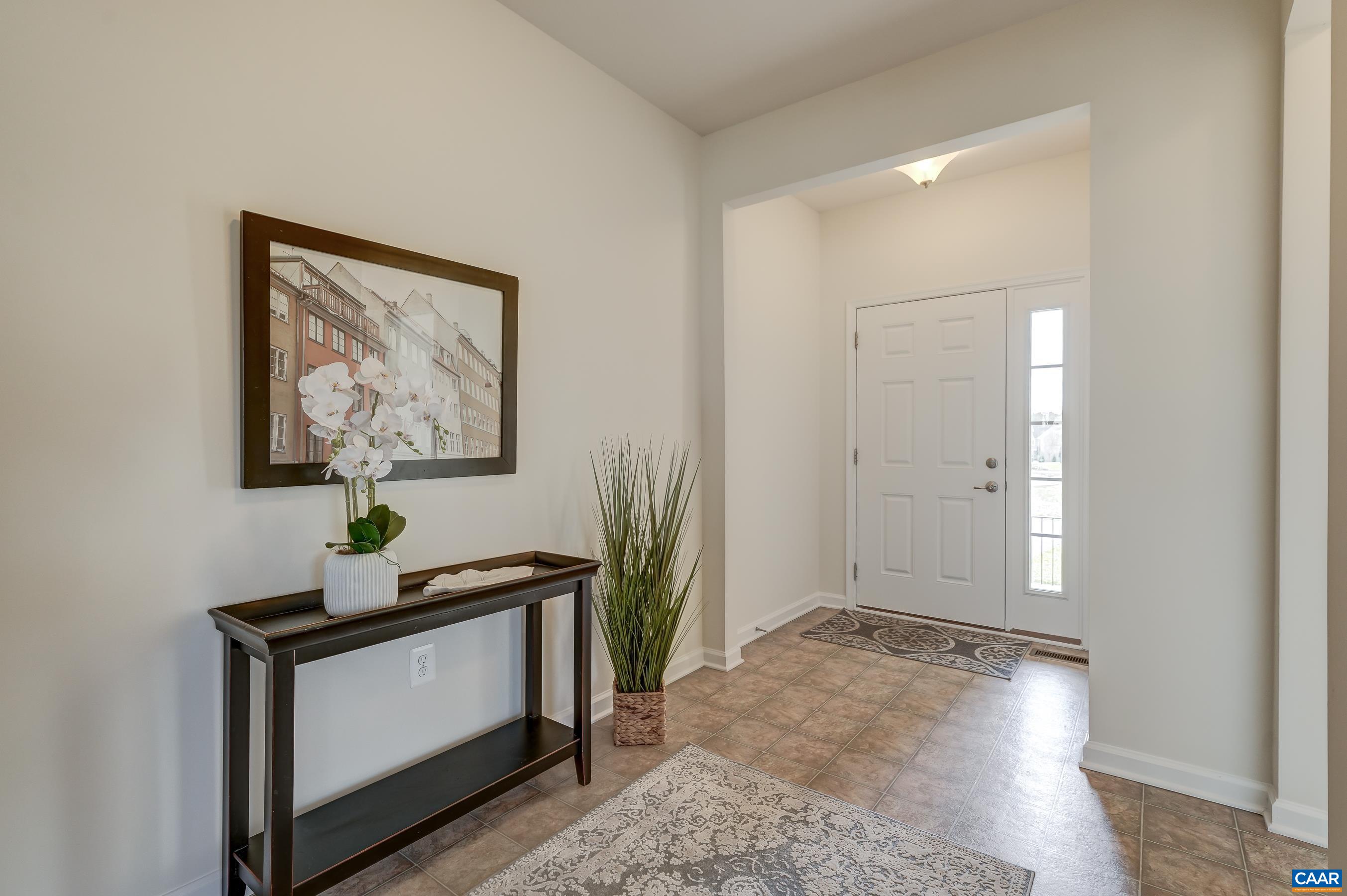 9 ROSALYN WAY
