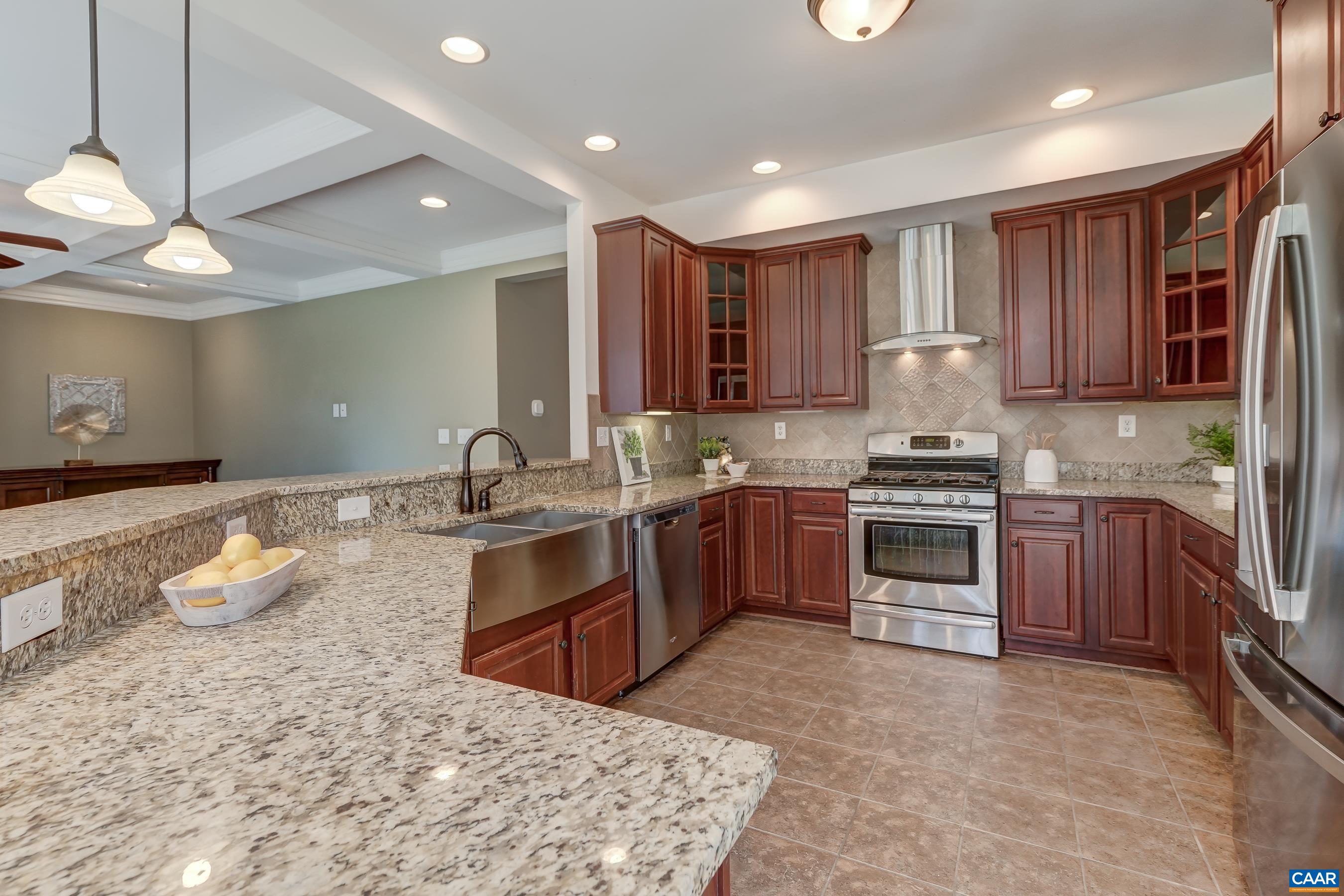 5237 PARK RIDGE CT
