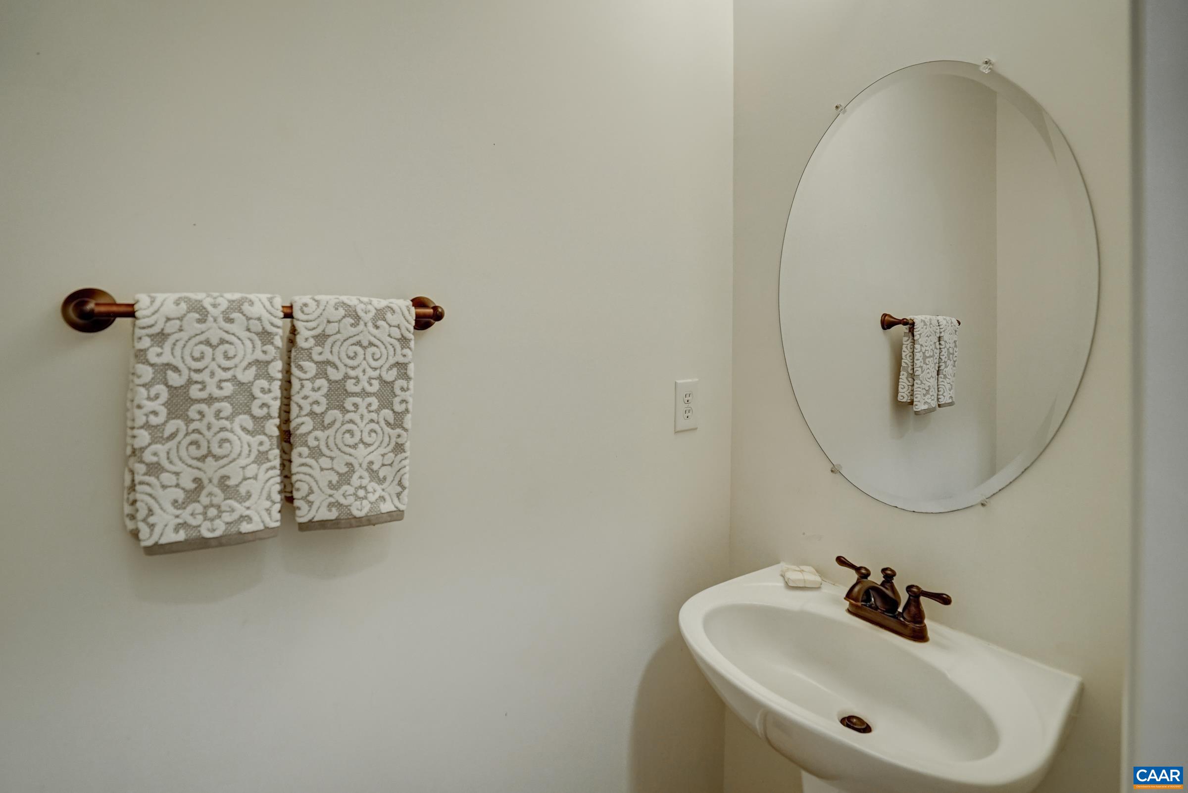 5237 PARK RIDGE CT