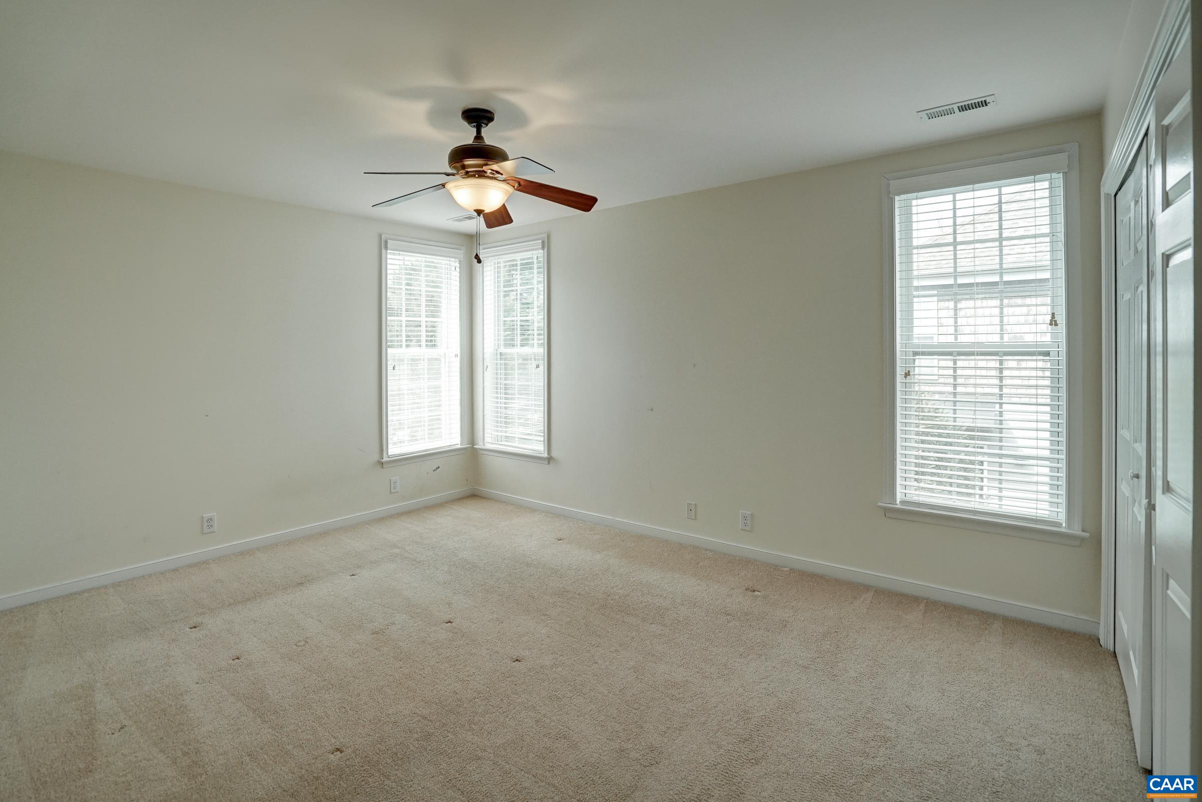 5237 PARK RIDGE CT