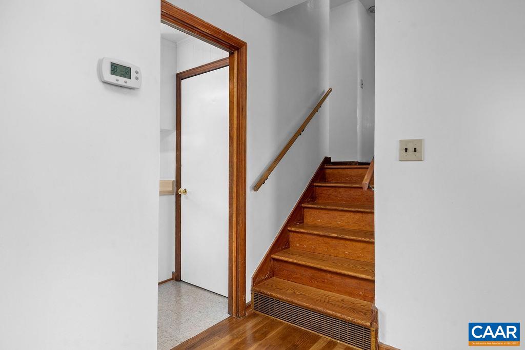 492 AVON RD