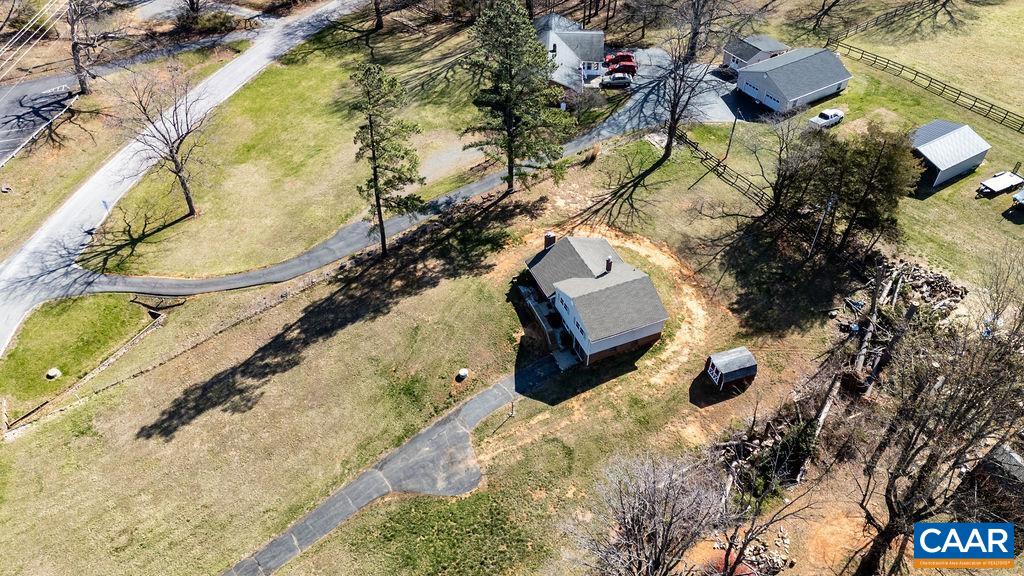 492 AVON RD