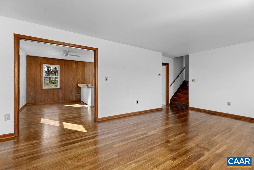 492 AVON RD