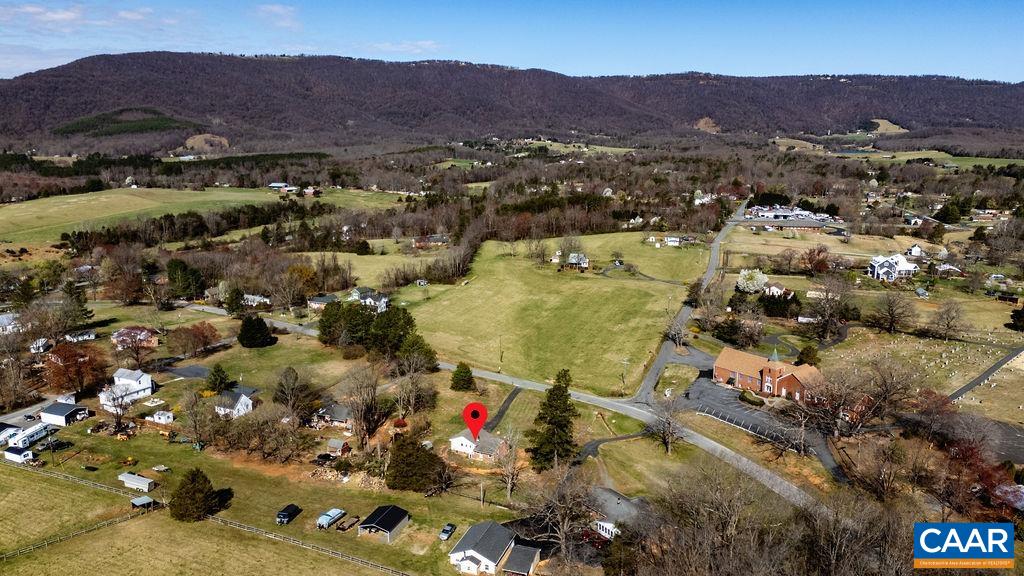 492 AVON RD