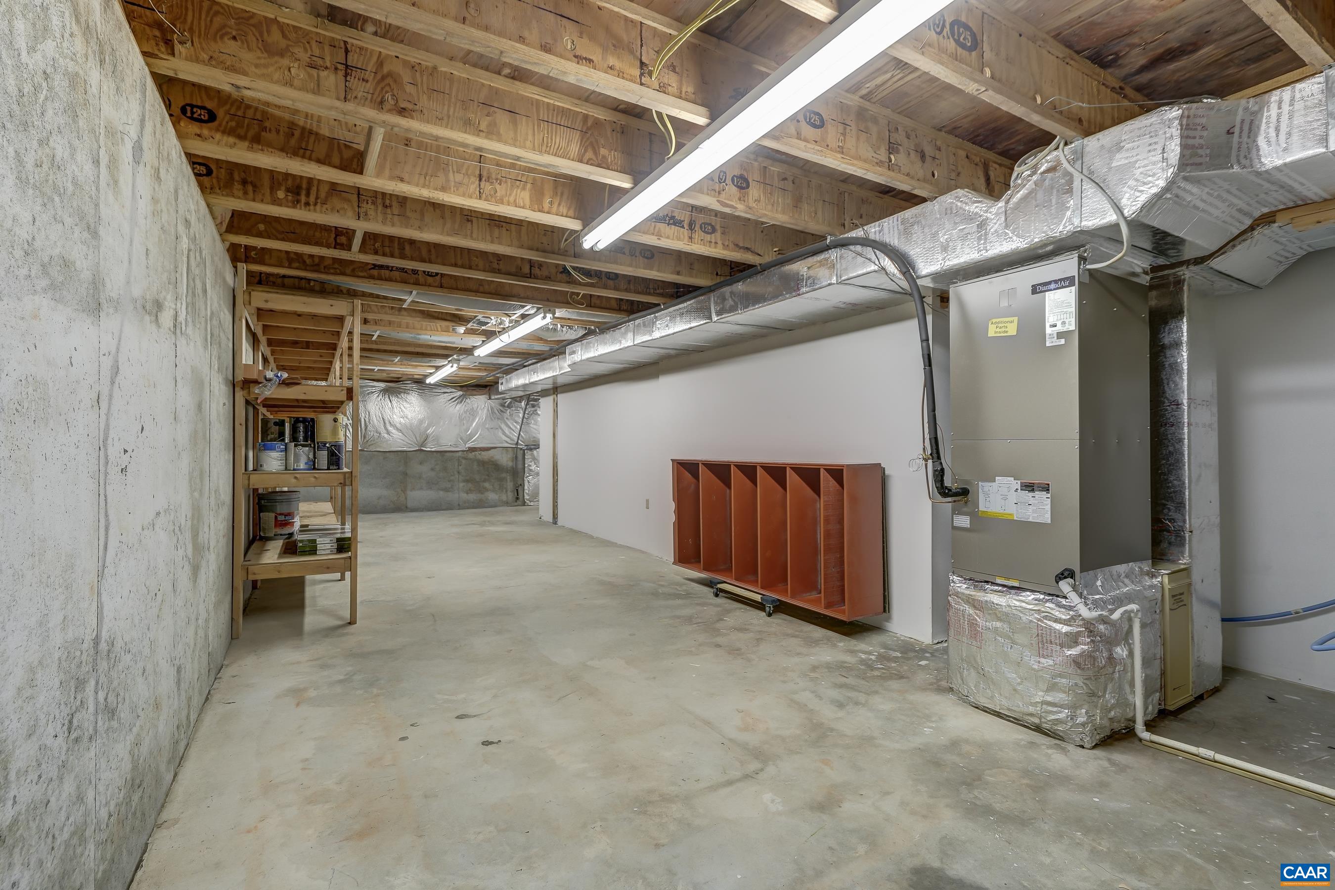 64 DAHLIA RD