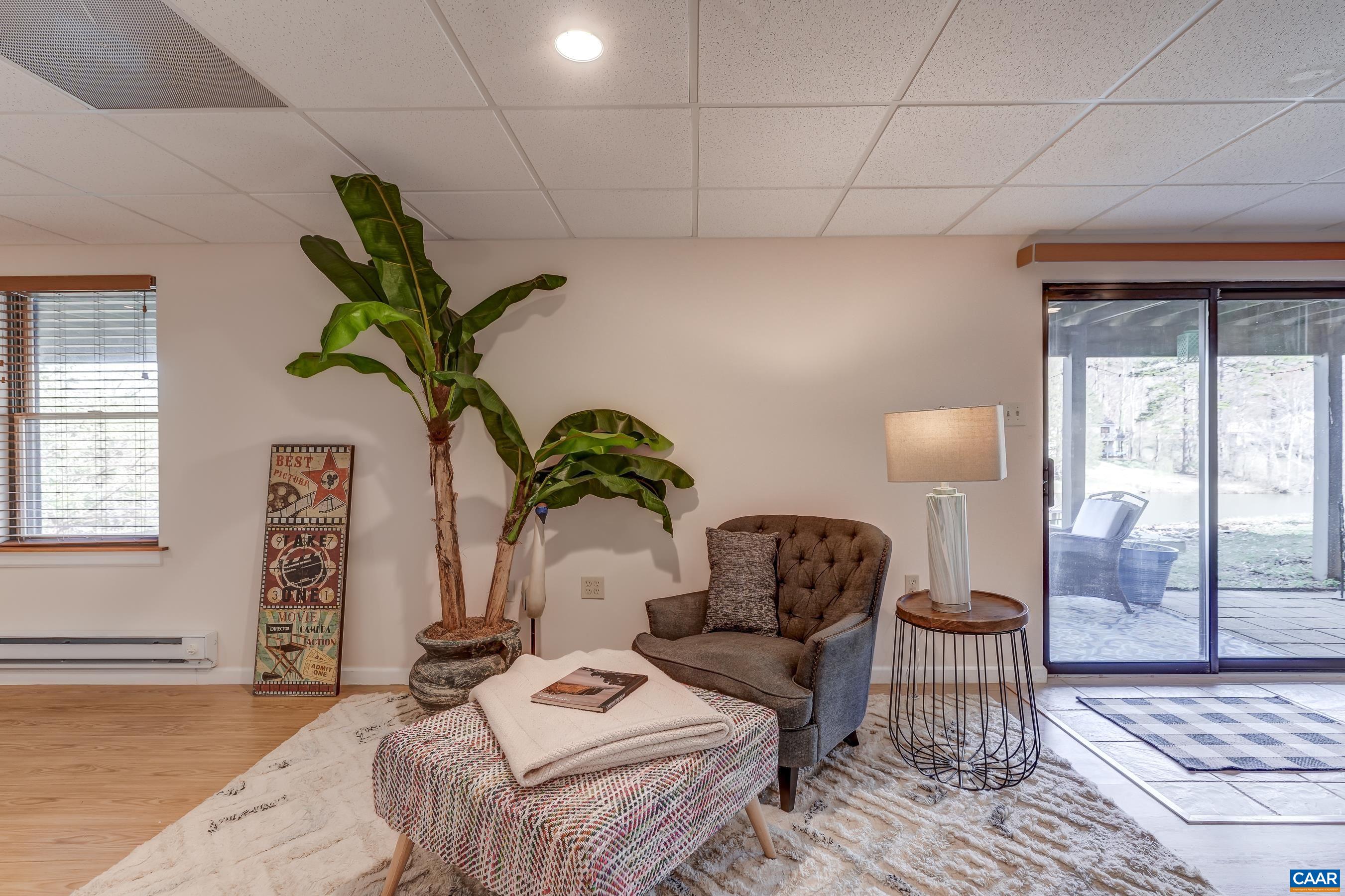64 DAHLIA RD