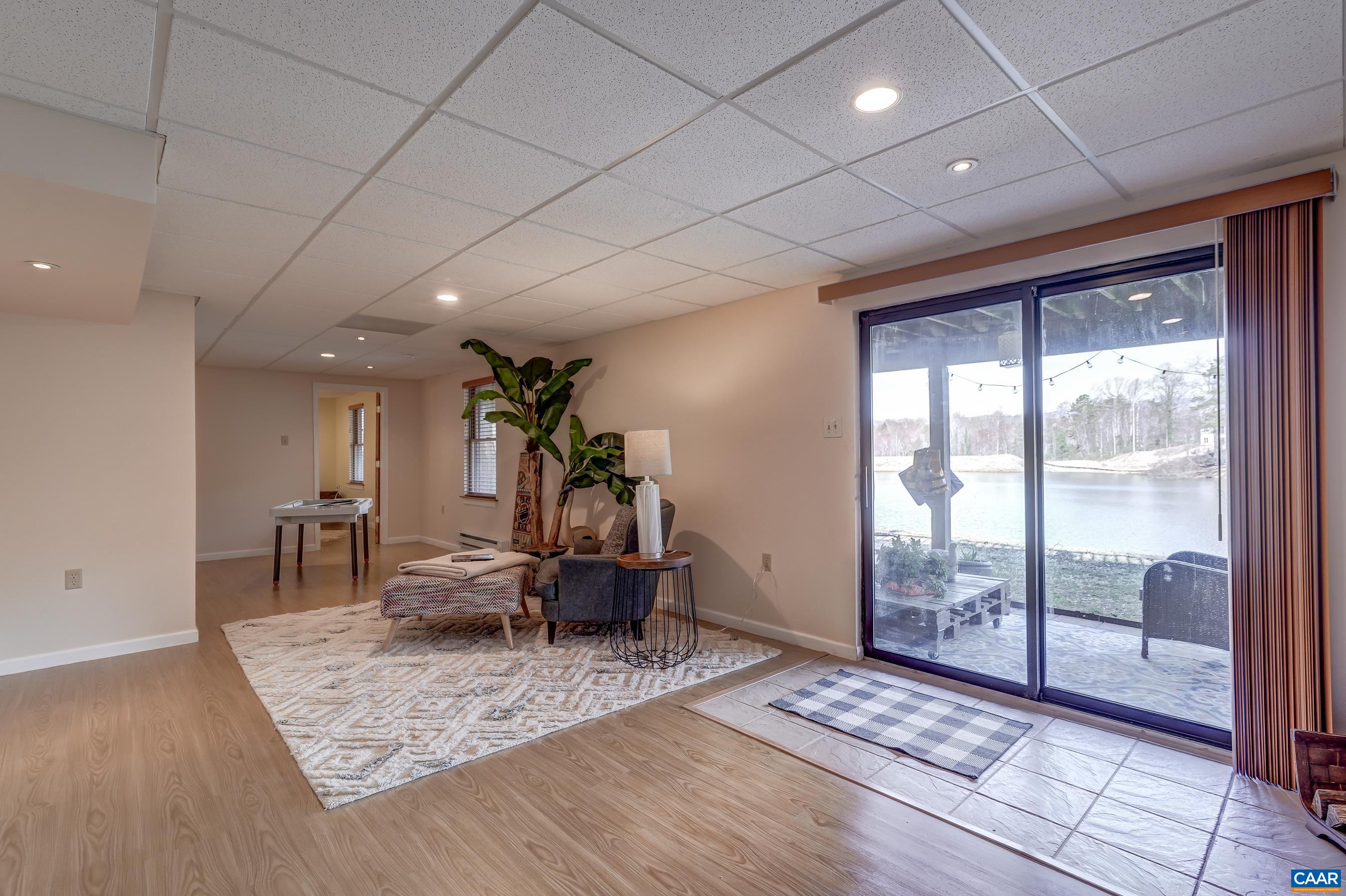 64 DAHLIA RD