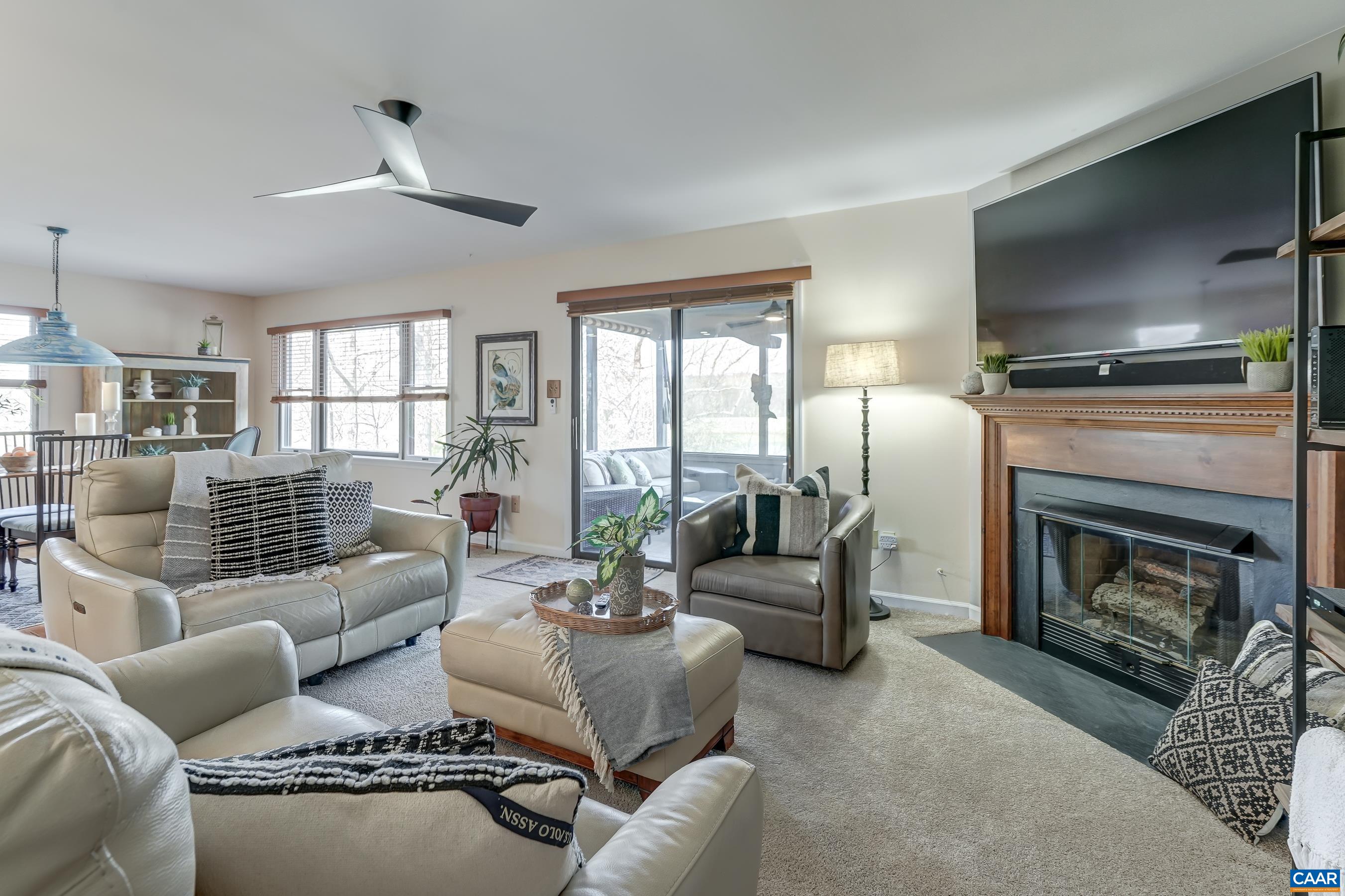 64 DAHLIA RD