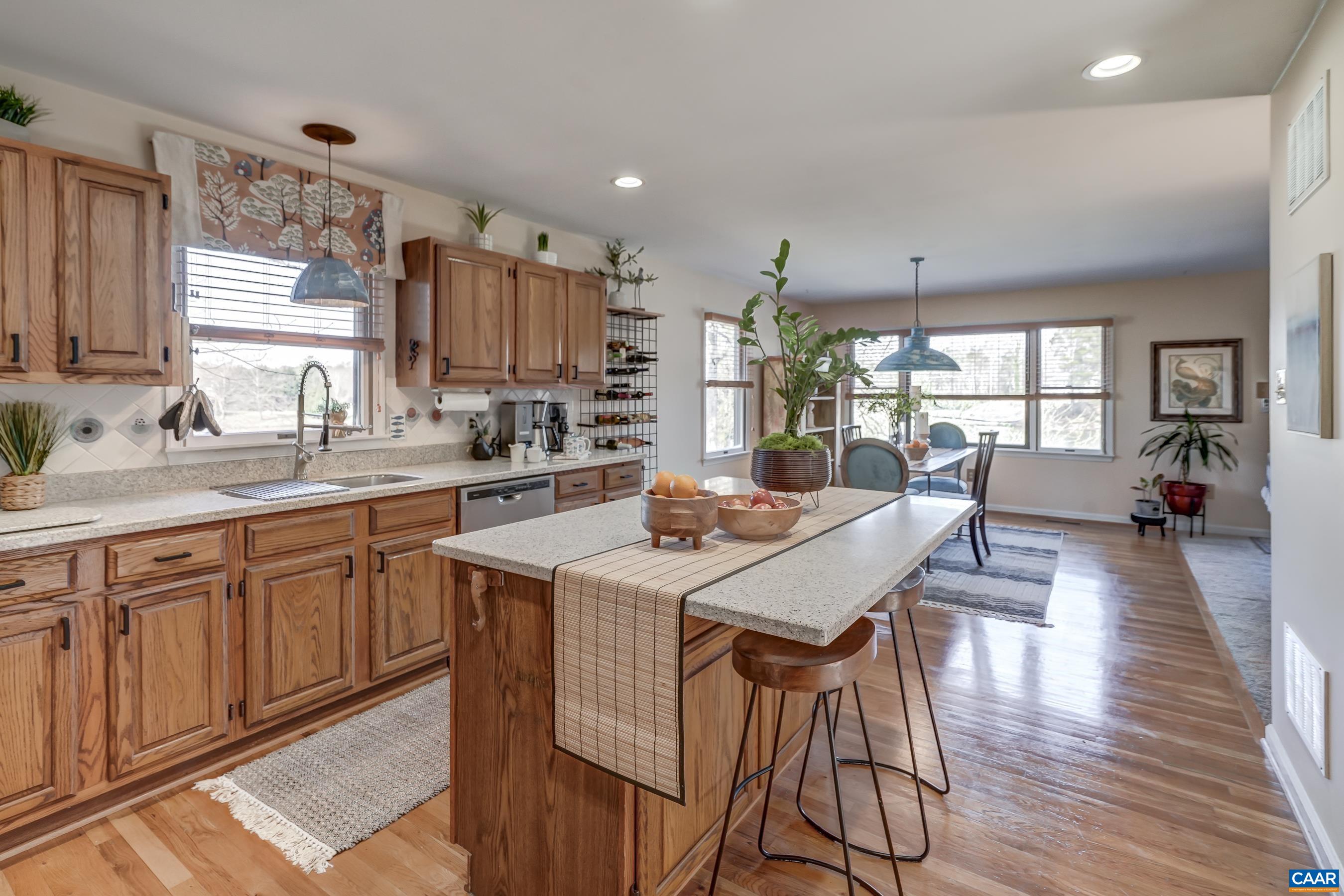 64 DAHLIA RD