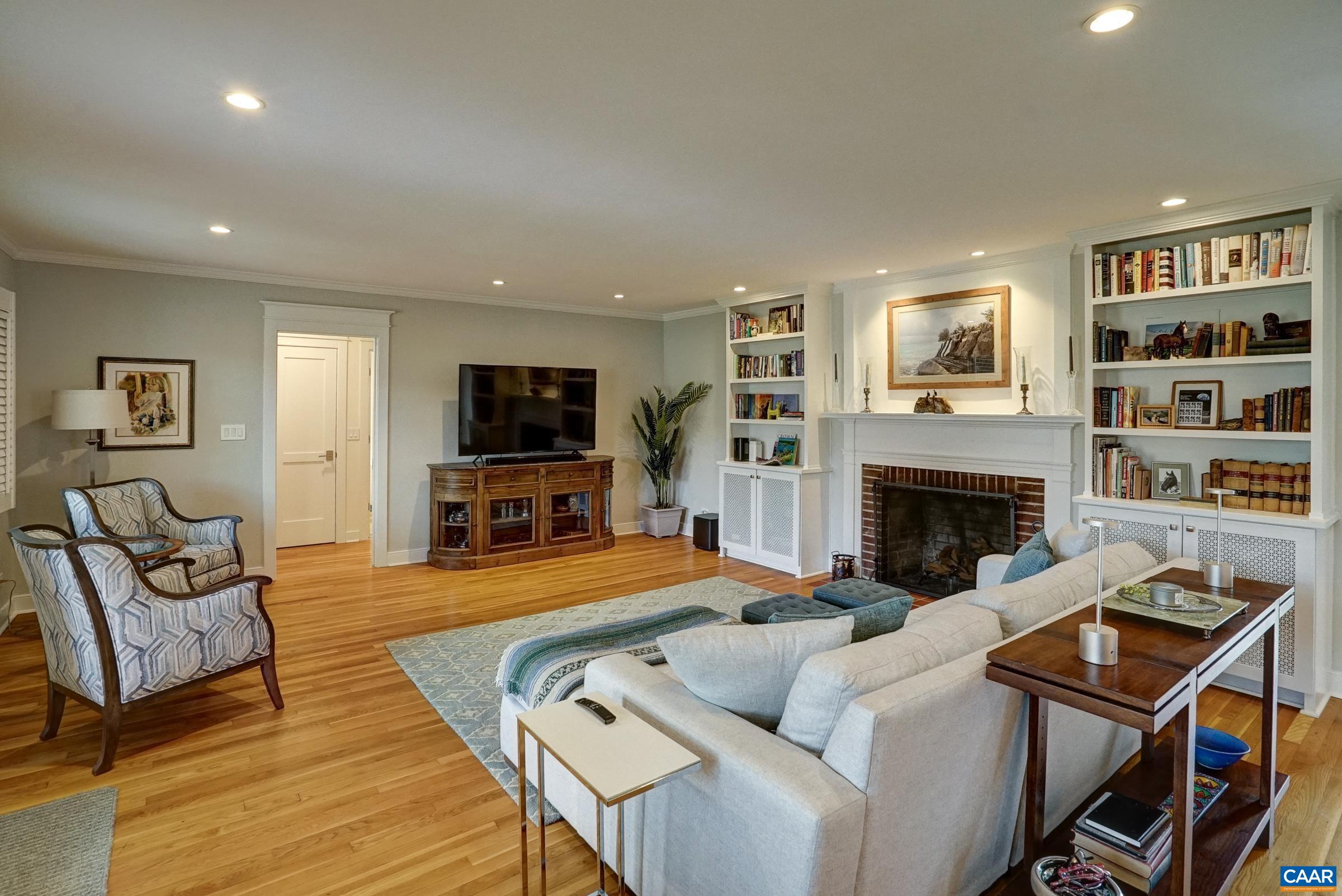 1291 SAINT GEORGE ST