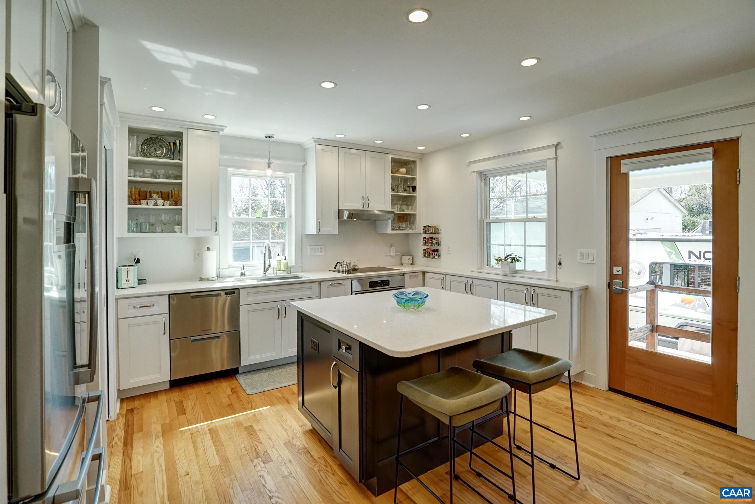 1291 SAINT GEORGE ST