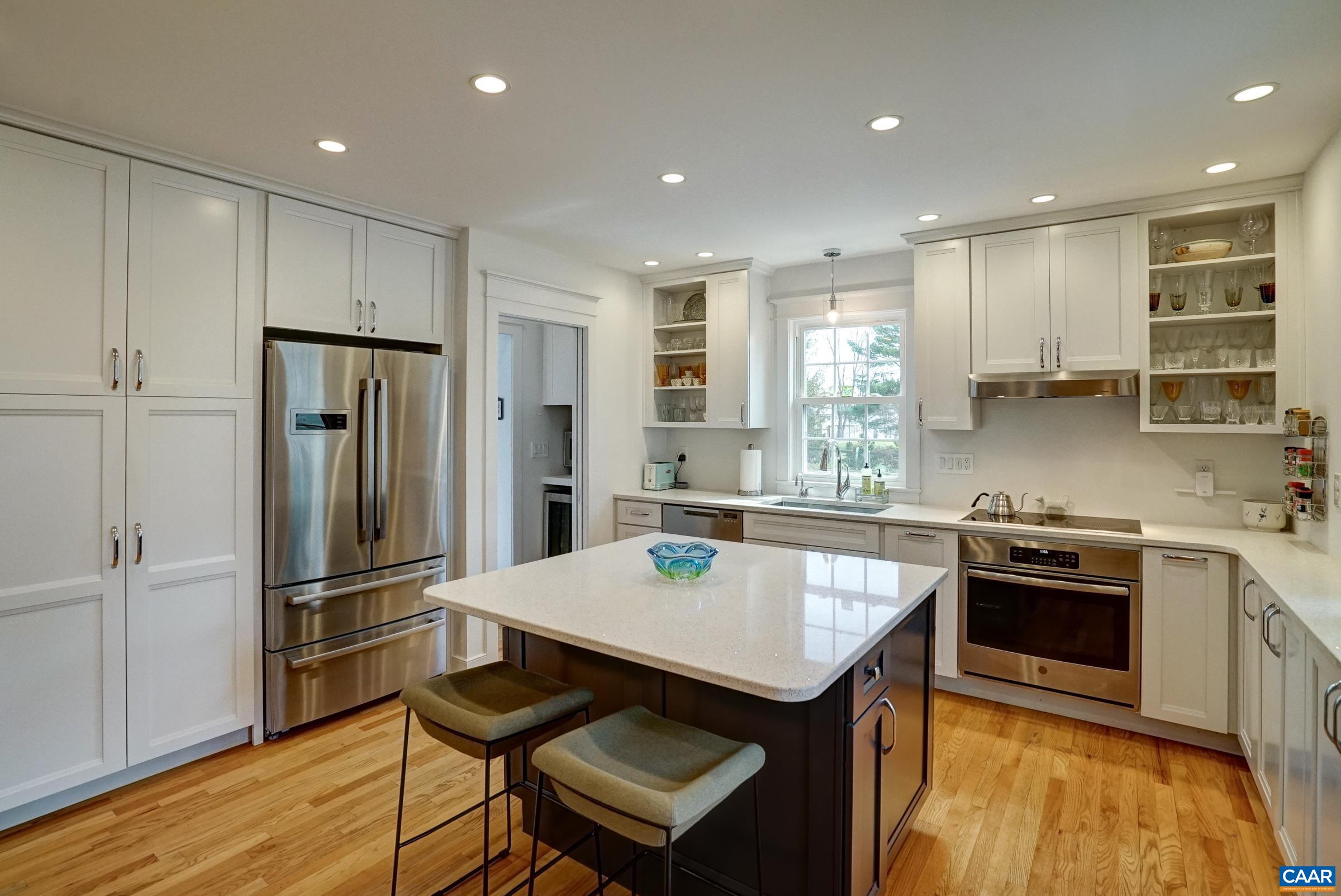 1291 SAINT GEORGE ST