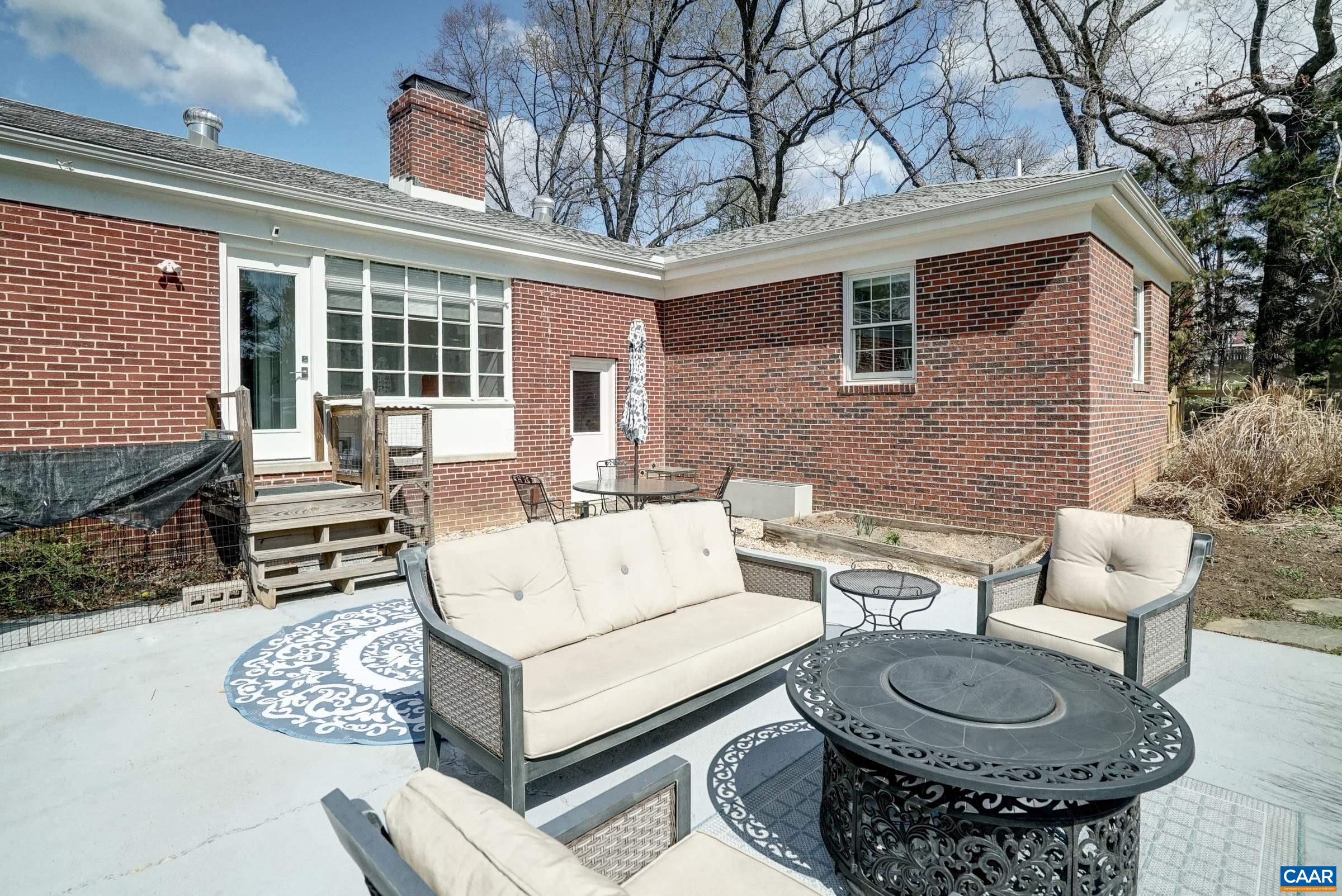 1291 SAINT GEORGE ST