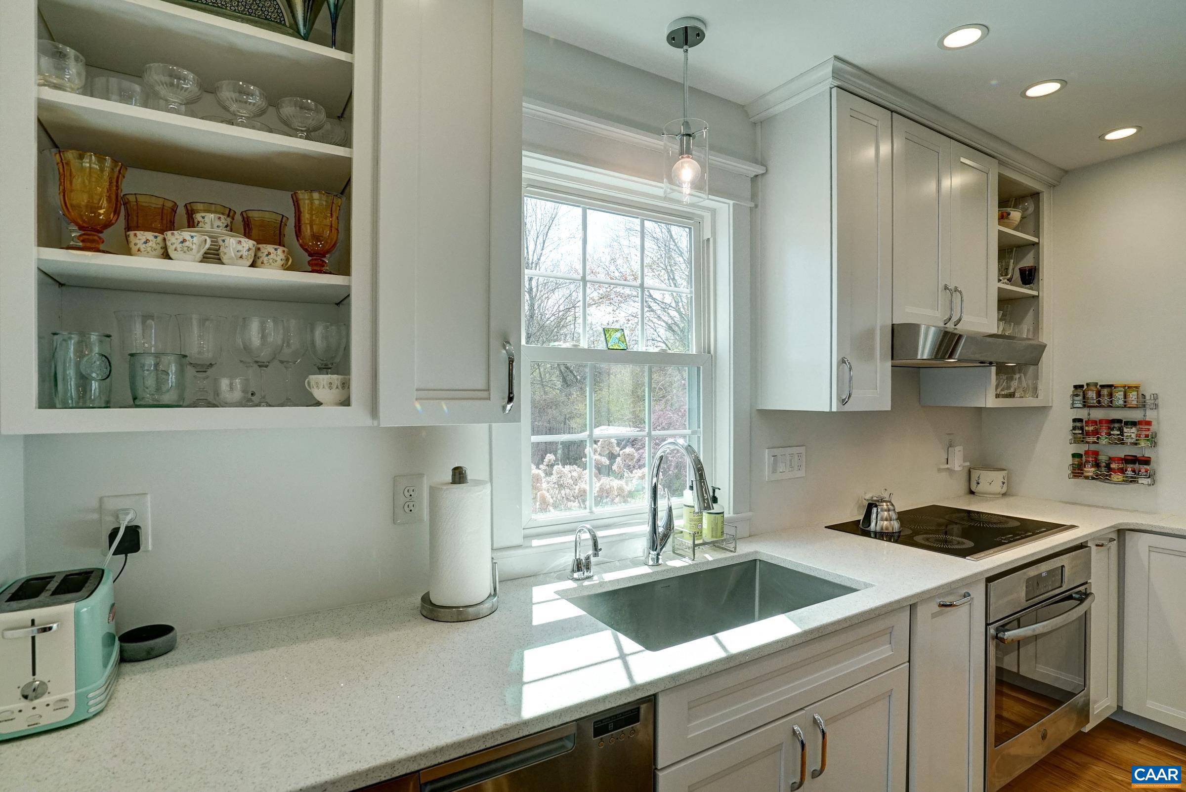 1291 SAINT GEORGE ST