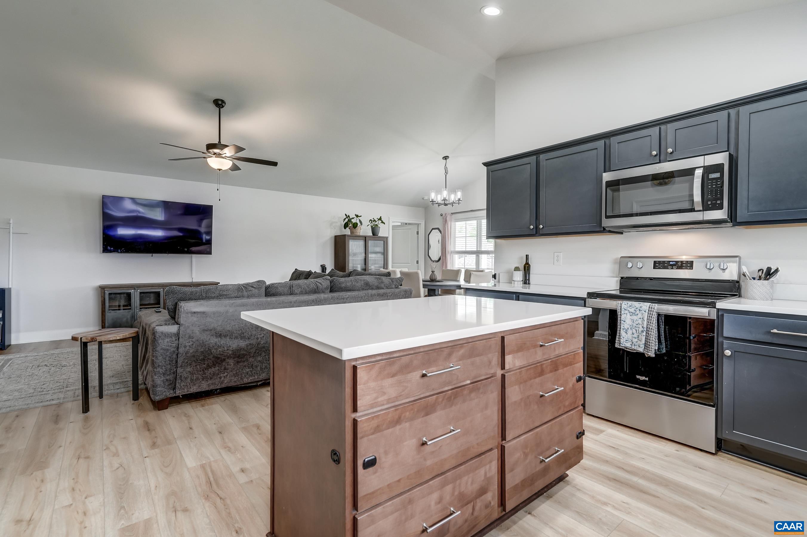 147 LANGLEY DR
