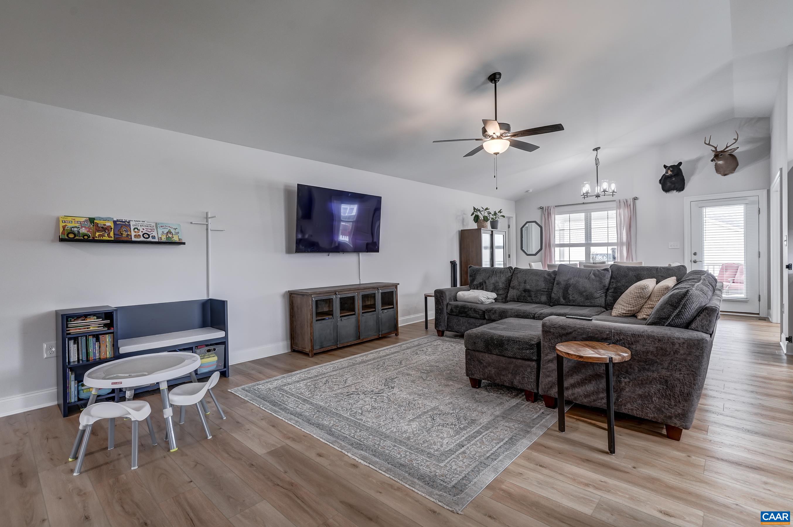 147 LANGLEY DR