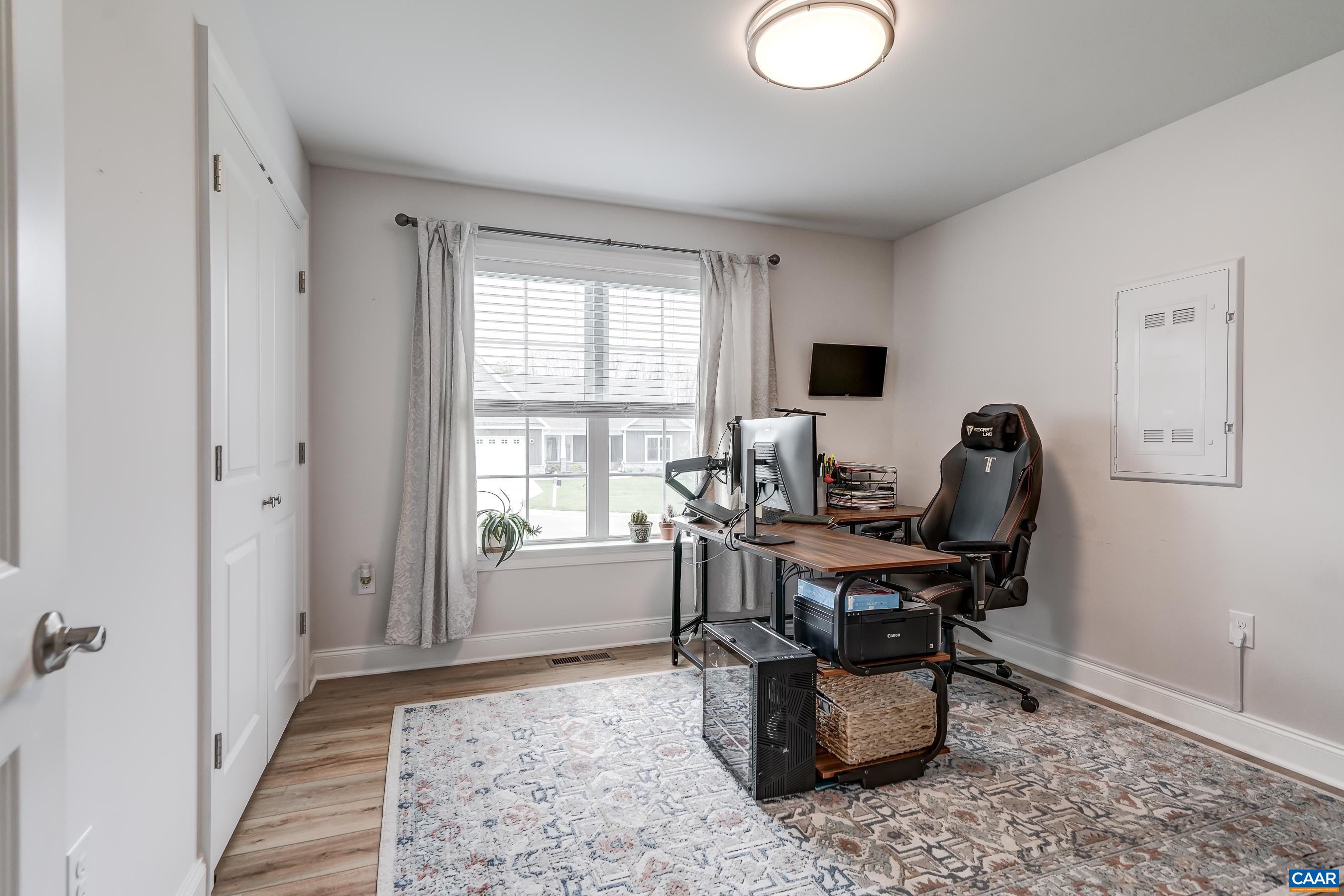 147 LANGLEY DR