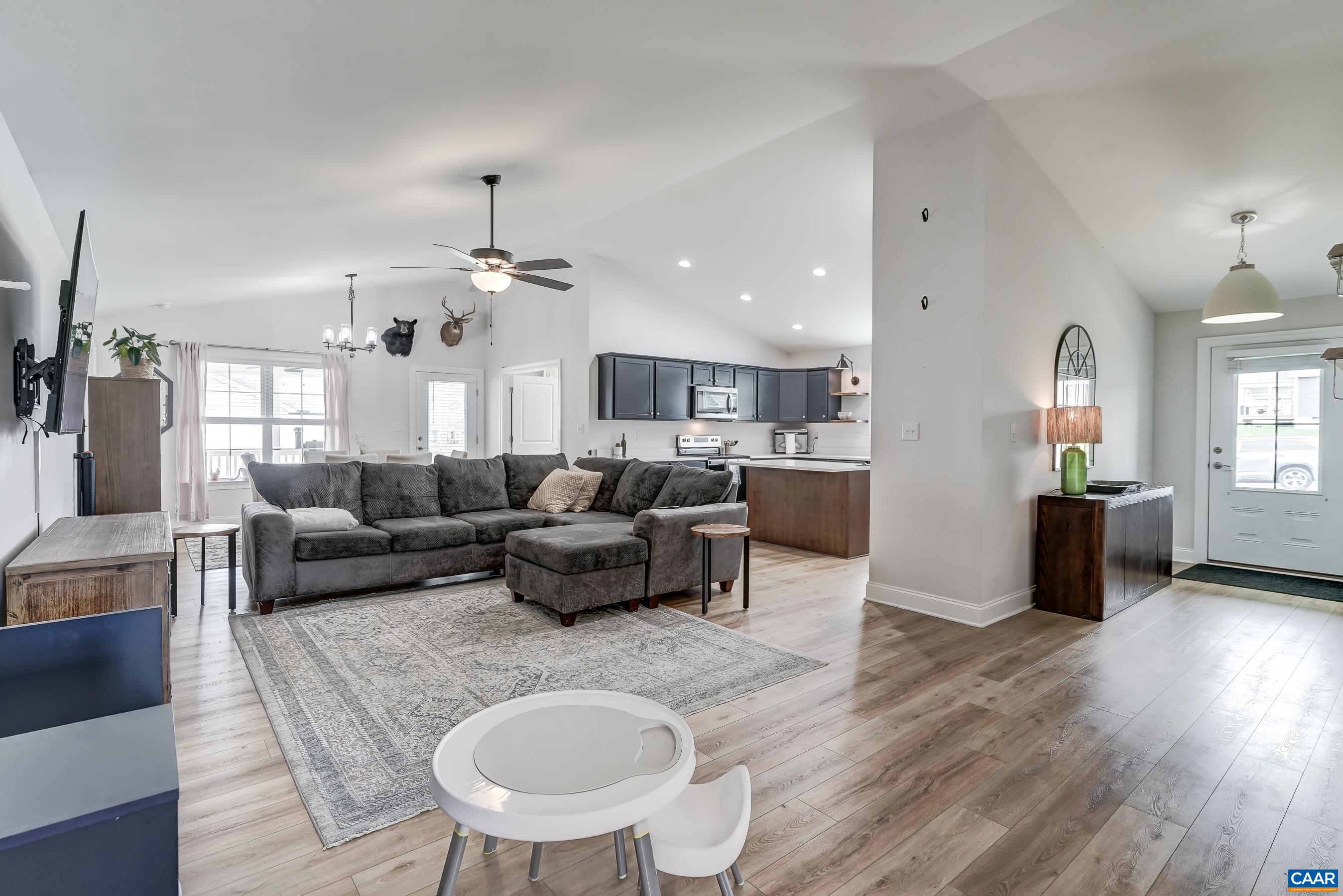 147 LANGLEY DR