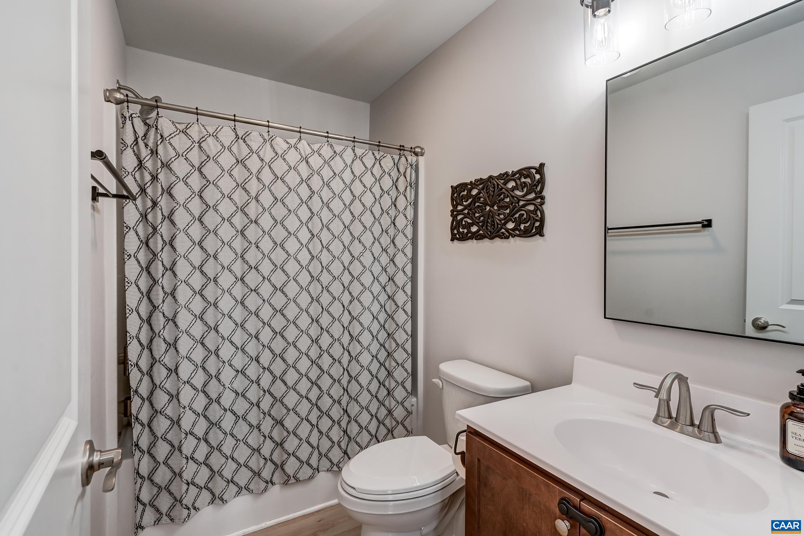 147 LANGLEY DR