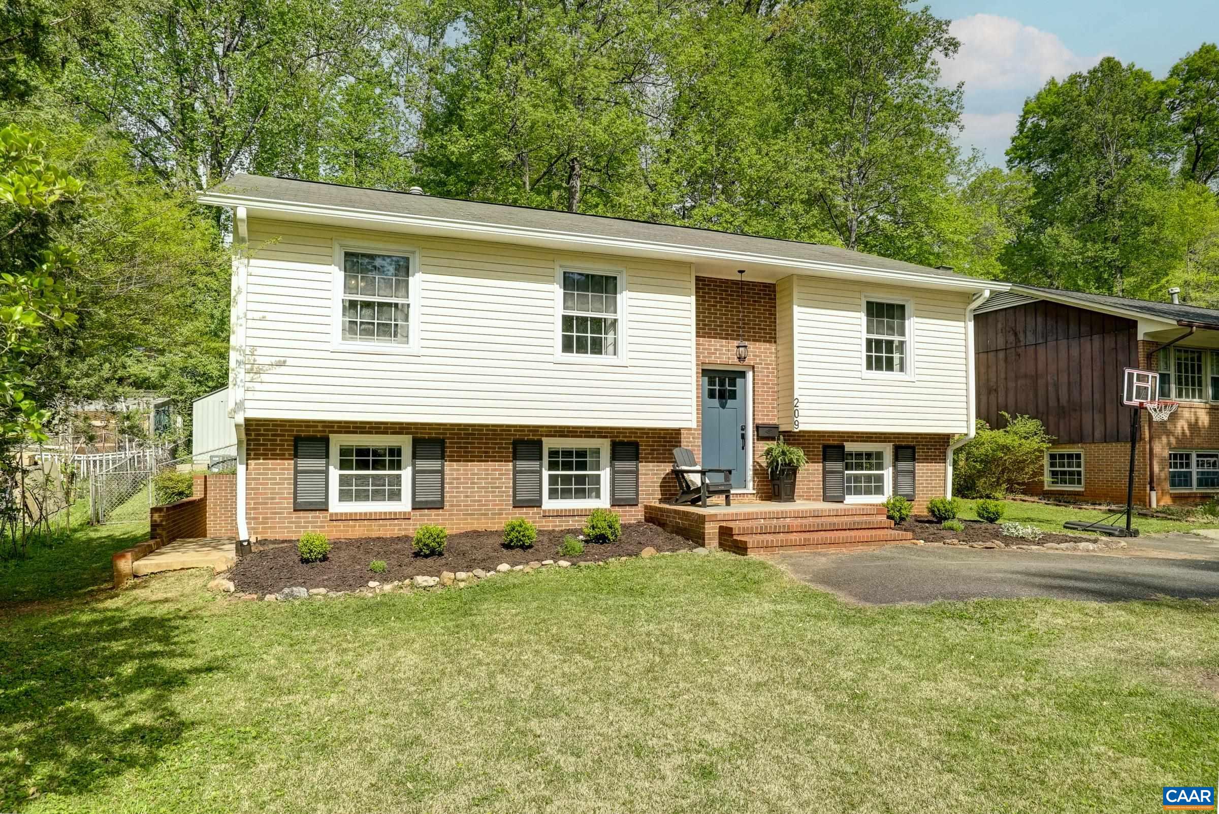 209 OLD LYNCHBURG RD