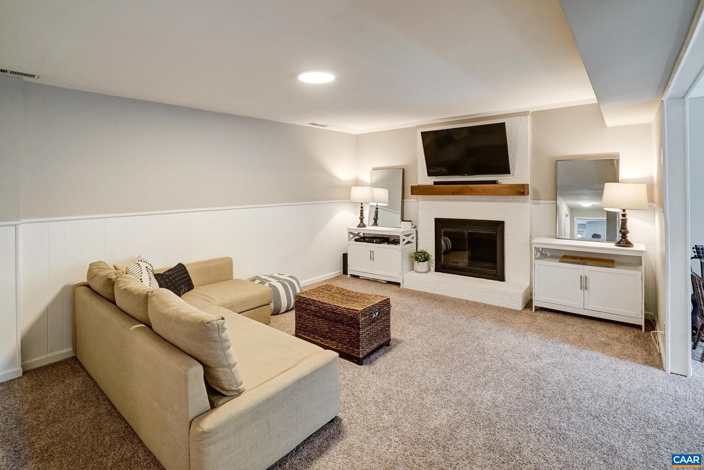 209 OLD LYNCHBURG RD