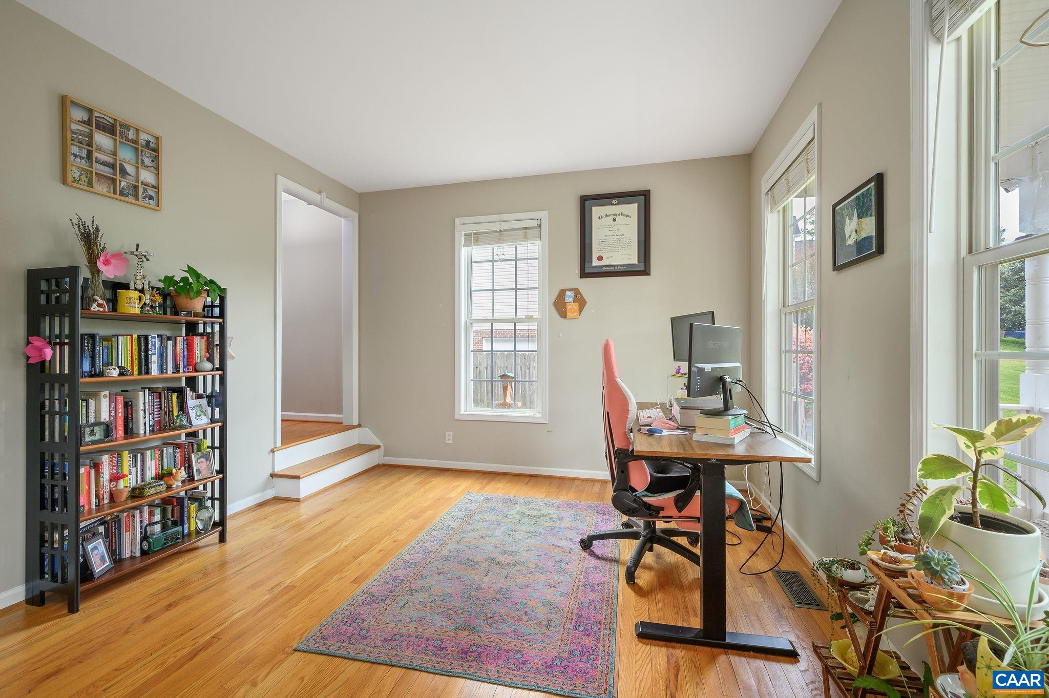 2364 N CHESTERFIELD CT