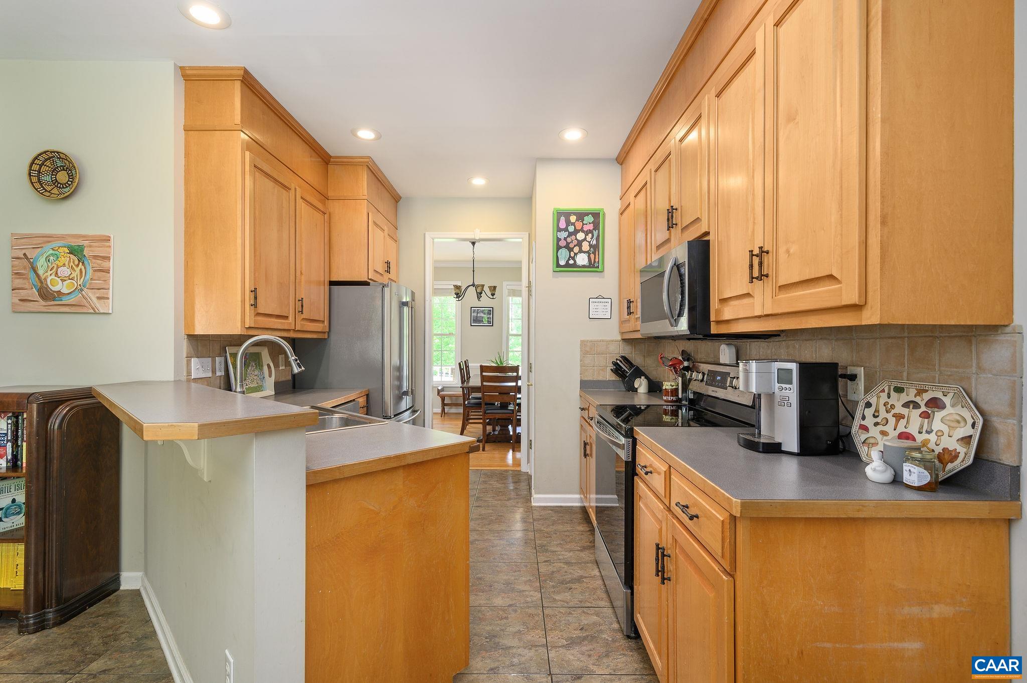 2364 N CHESTERFIELD CT