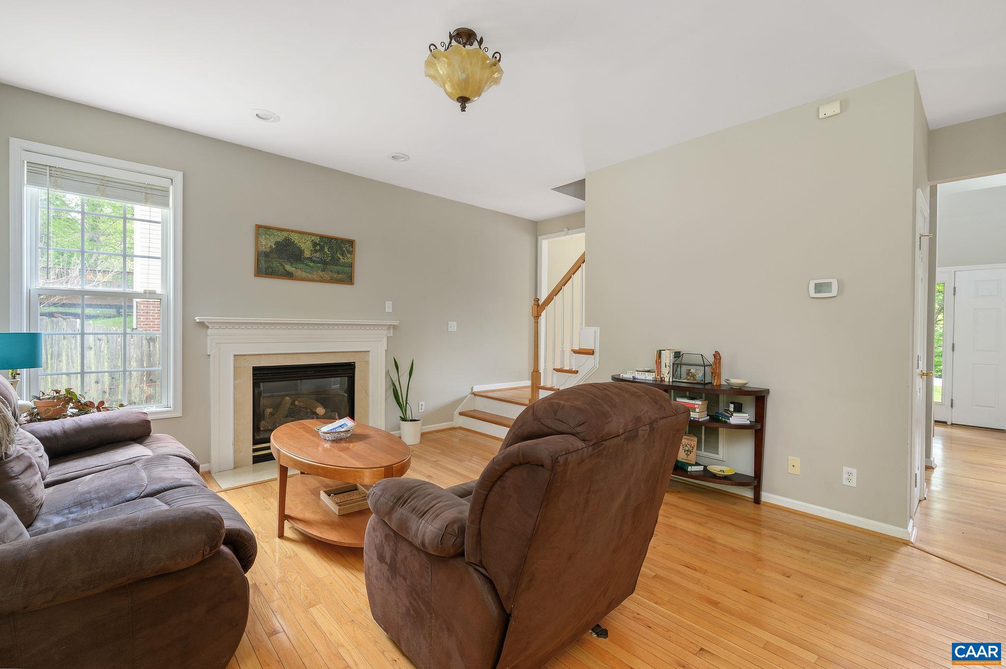 2364 N CHESTERFIELD CT