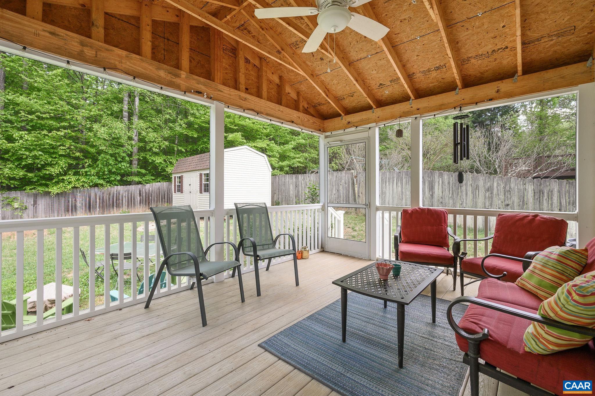 2364 N CHESTERFIELD CT