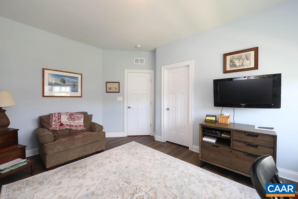 5459 OXBOW DR