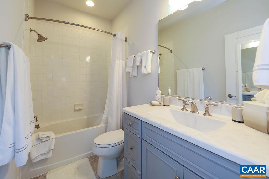5459 OXBOW DR
