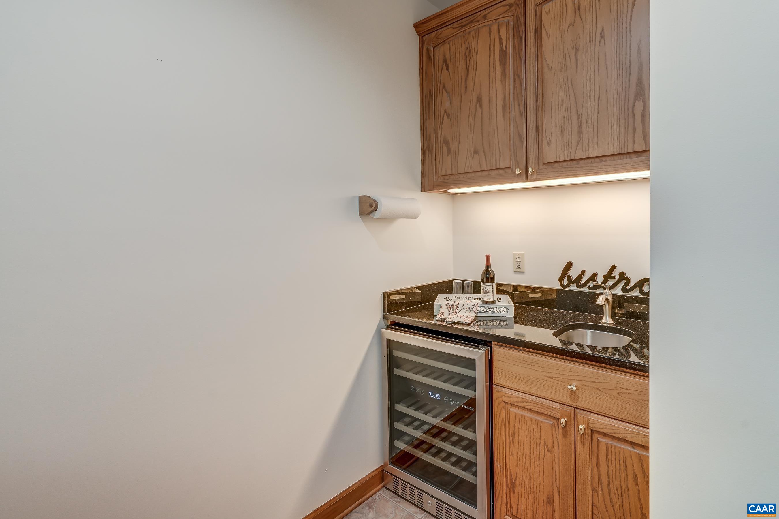 691 STONEY CREEK WEST